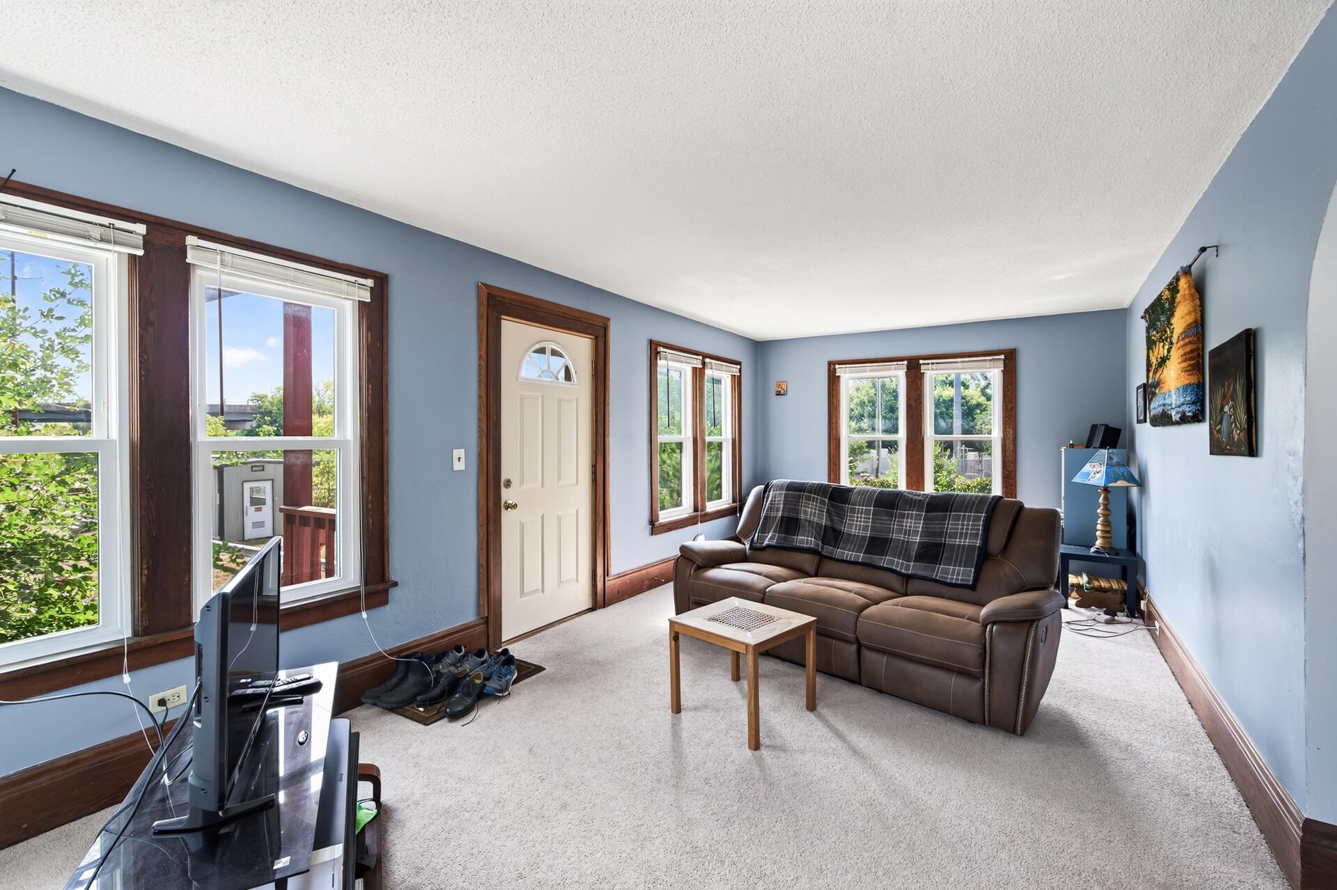 View of Residential at 287 Duke Street, Saint Paul MN 55102, Saint Paul (8 of 30) - Mike Wilen | Minnesota Team Real Estate