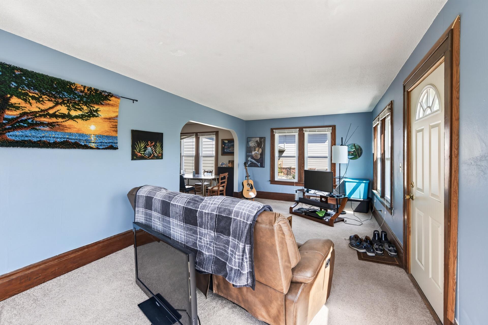 View of Residential at 287 Duke Street, Saint Paul MN 55102, Saint Paul (6 of 30) - Mike Wilen | Minnesota Team Real Estate