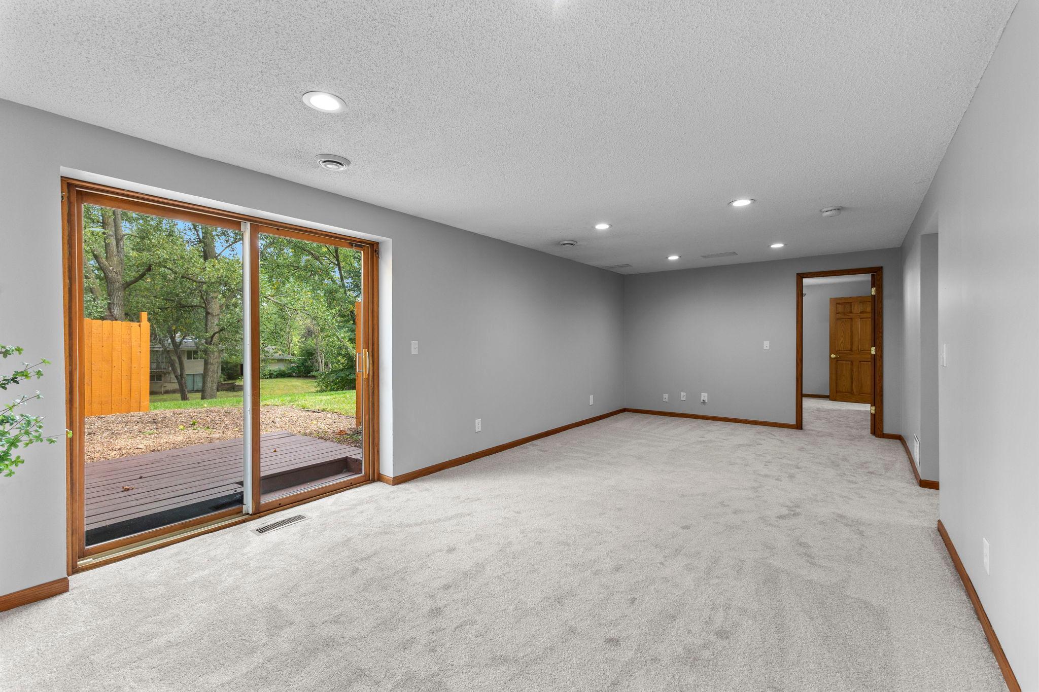 View of Residential at 13471 Eveleth Way, Apple Valley MN 55124, Apple Valley (26 of 45) - Mike Wilen | Minnesota Team Real Estate