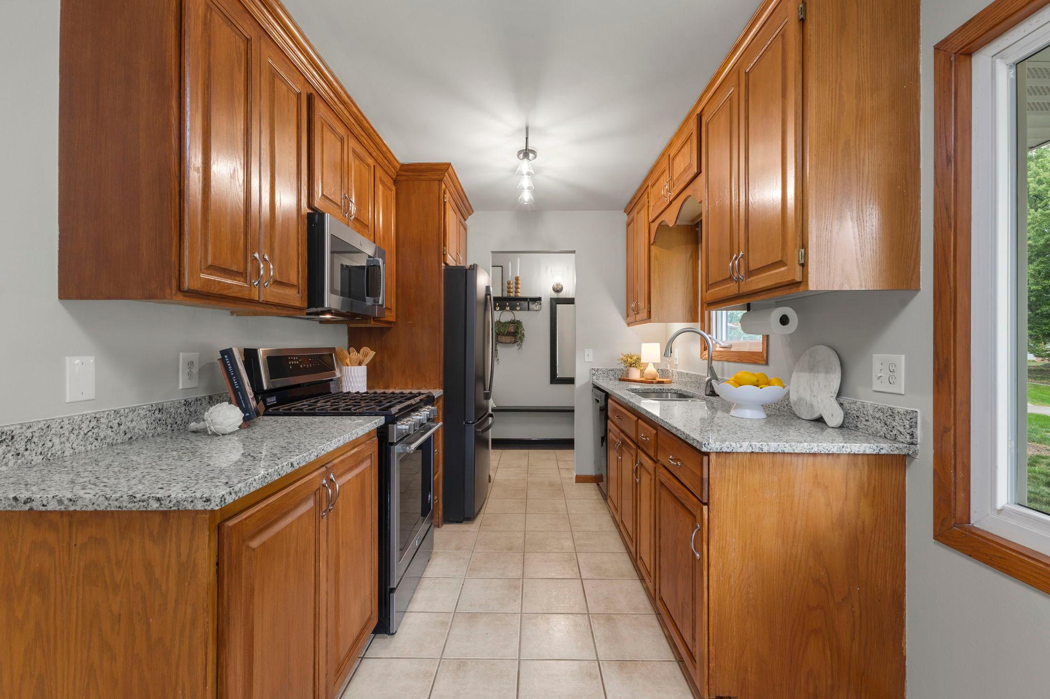 View of Residential at 13471 Eveleth Way, Apple Valley MN 55124, Apple Valley (5 of 45) - Mike Wilen | Minnesota Team Real Estate