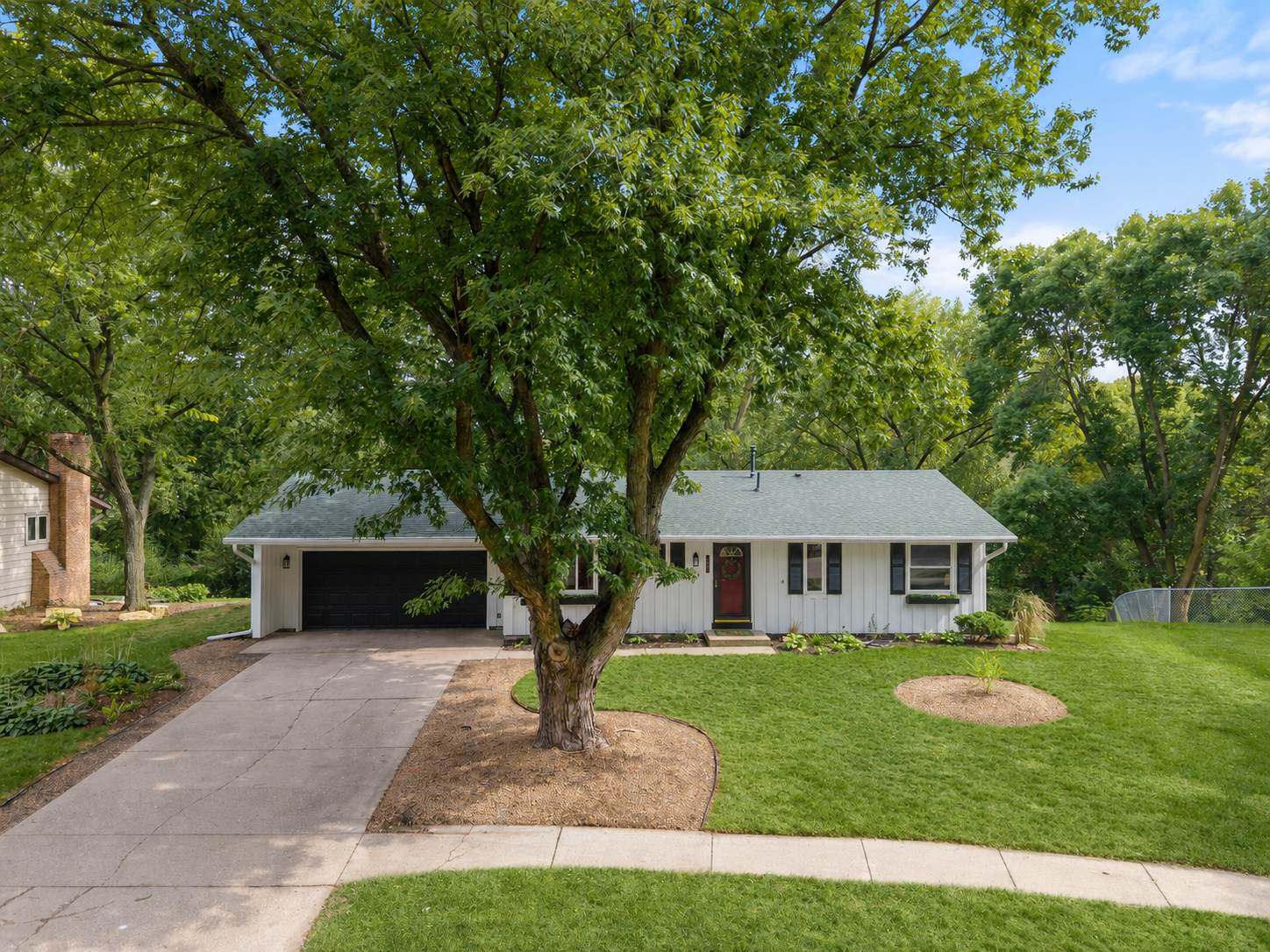 View of Residential at 13471 Eveleth Way, Apple Valley MN 55124, Apple Valley (42 of 45) - Mike Wilen | Minnesota Team Real Estate