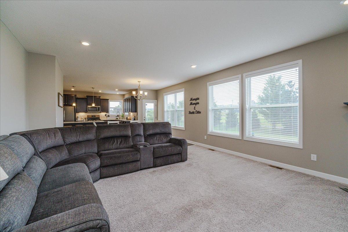 View of Residential at 1968 Eagle Ridge Loop, Shakopee MN 55379, Shakopee (9 of 30) - Mike Wilen | Minnesota Team Real Estate