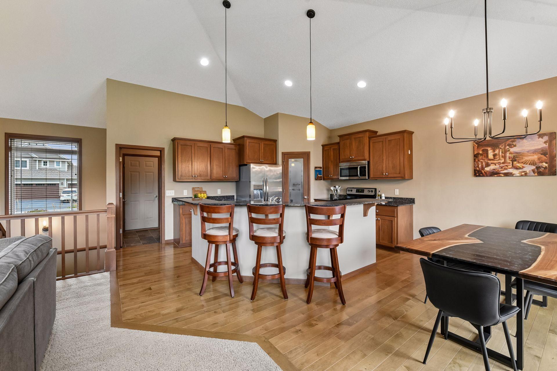 View of Residential at 1542 Sparrow Road, Waconia MN 55387, Waconia (17 of 40) - Mike Wilen | Minnesota Team Real Estate