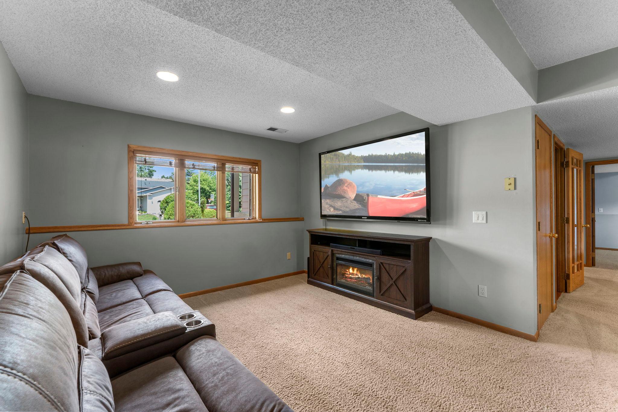 View of Residential at 13632 Bryant Place, Burnsville MN 55337, Burnsville (16 of 28) - Mike Wilen | Minnesota Team Real Estate