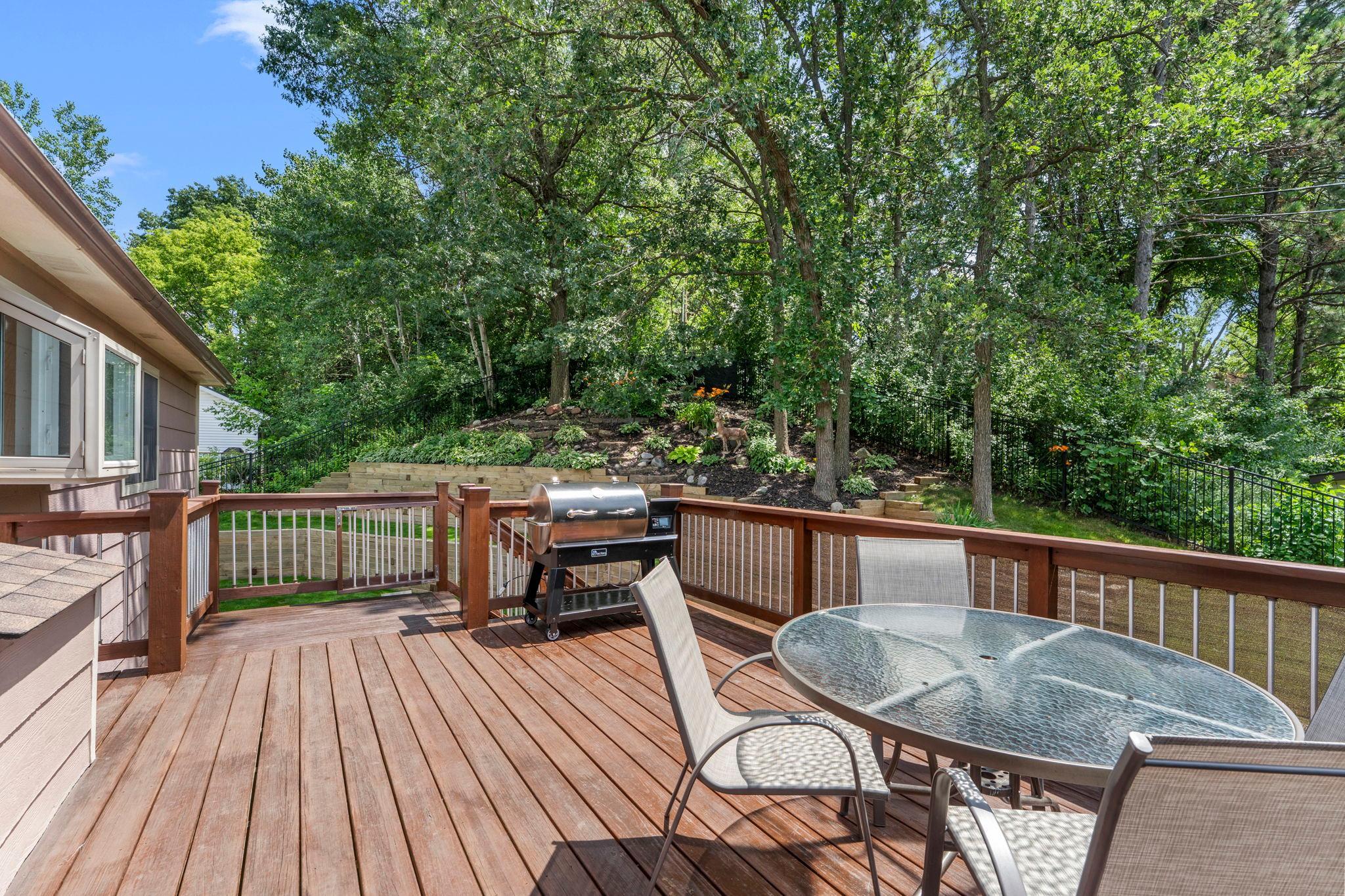 View of Residential at 13632 Bryant Place, Burnsville MN 55337, Burnsville (23 of 28) - Mike Wilen | Minnesota Team Real Estate