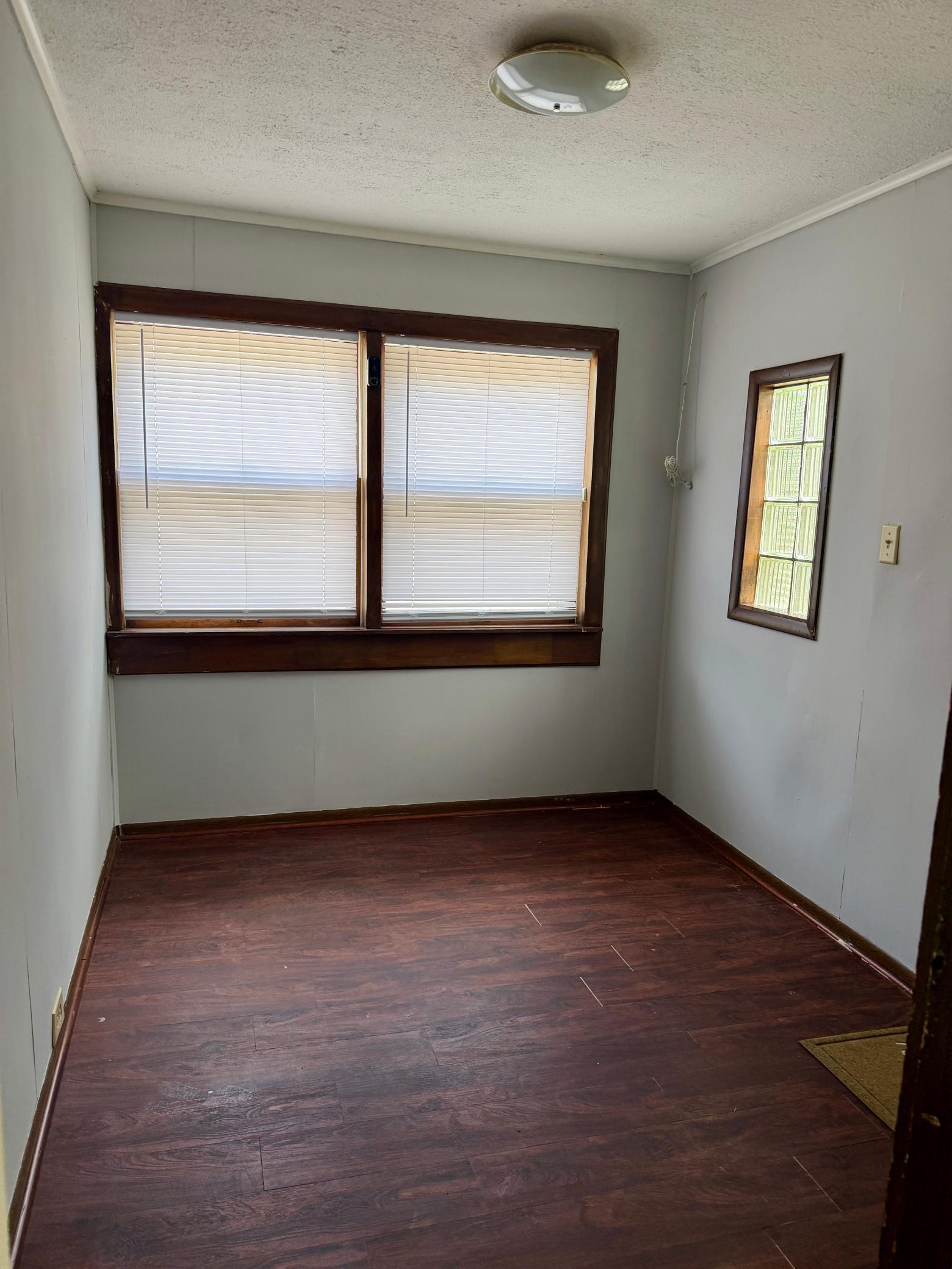 View of Residential at 4711 6th Street, Minneapolis MN 55430, Minneapolis (17 of 21) - Mike Wilen | Minnesota Team Real Estate