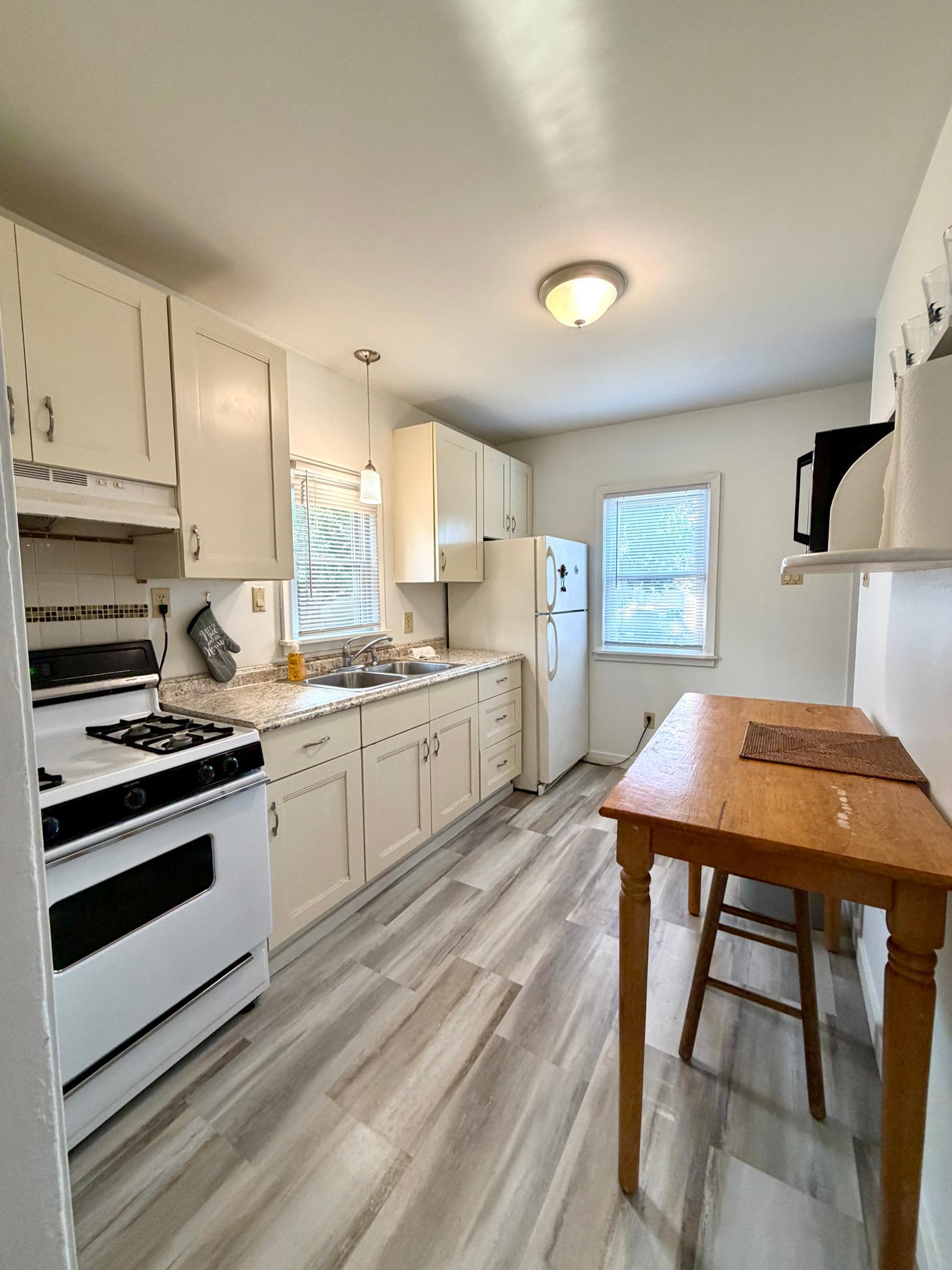 View of Residential at 4711 6th Street, Minneapolis MN 55430, Minneapolis (7 of 21) - Mike Wilen | Minnesota Team Real Estate