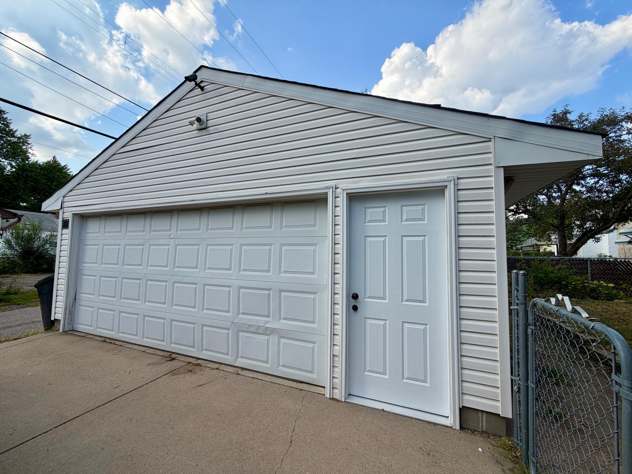 View of Residential at 4711 6th Street, Minneapolis MN 55430, Minneapolis (18 of 21) - Mike Wilen | Minnesota Team Real Estate