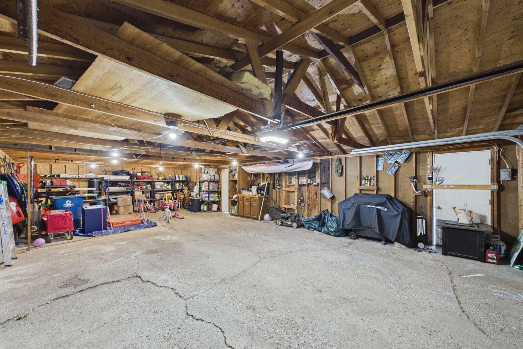 View of Residential at 1474 Burke Avenue, Maplewood MN 55109, Maplewood (14 of 19) - Mike Wilen | Minnesota Team Real Estate