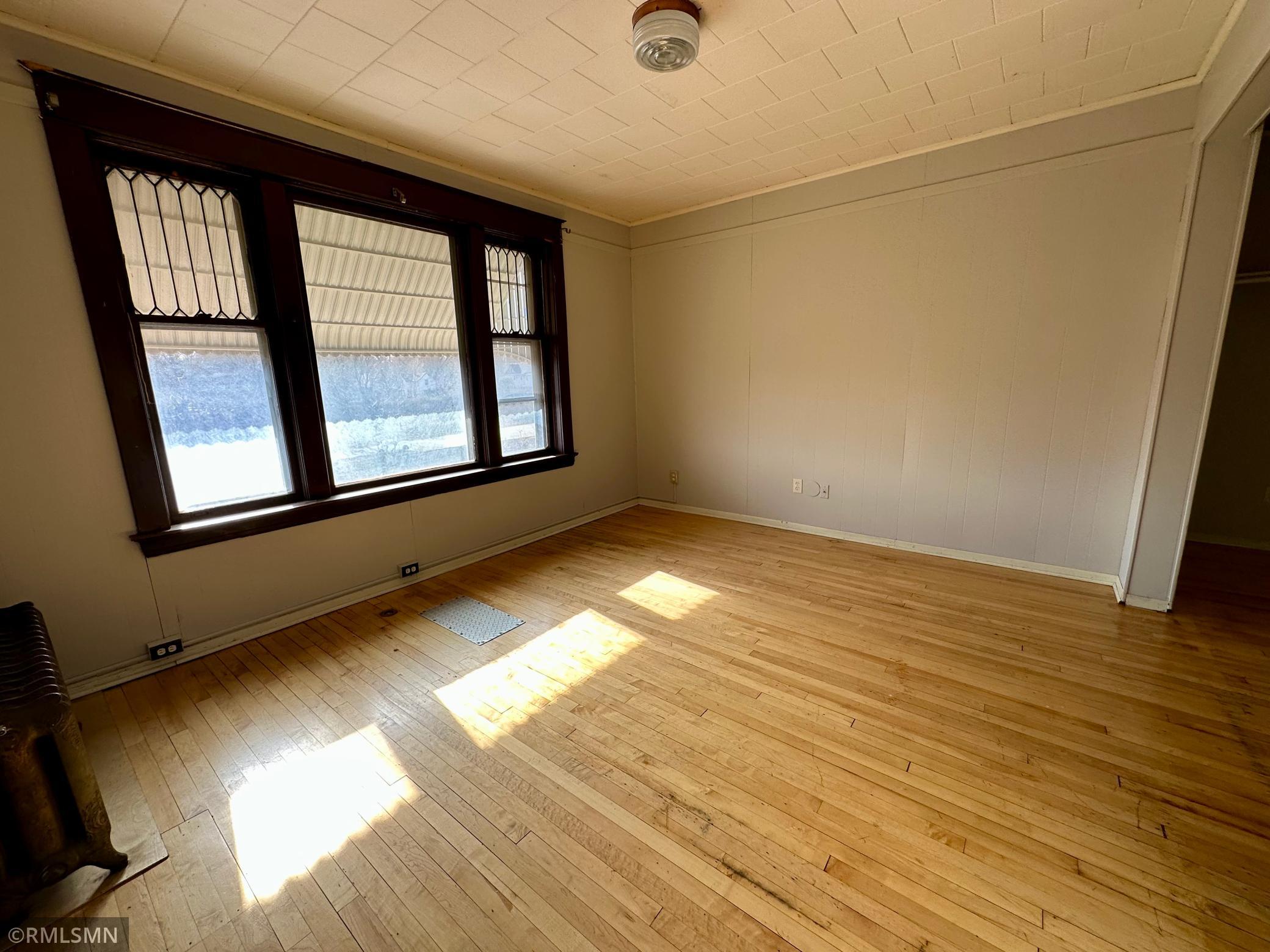 View of Commercial Sale at 1047 Hudson Road, Saint Paul MN 55106, Saint Paul (30 of 33) - Mike Wilen | Minnesota Team Real Estate