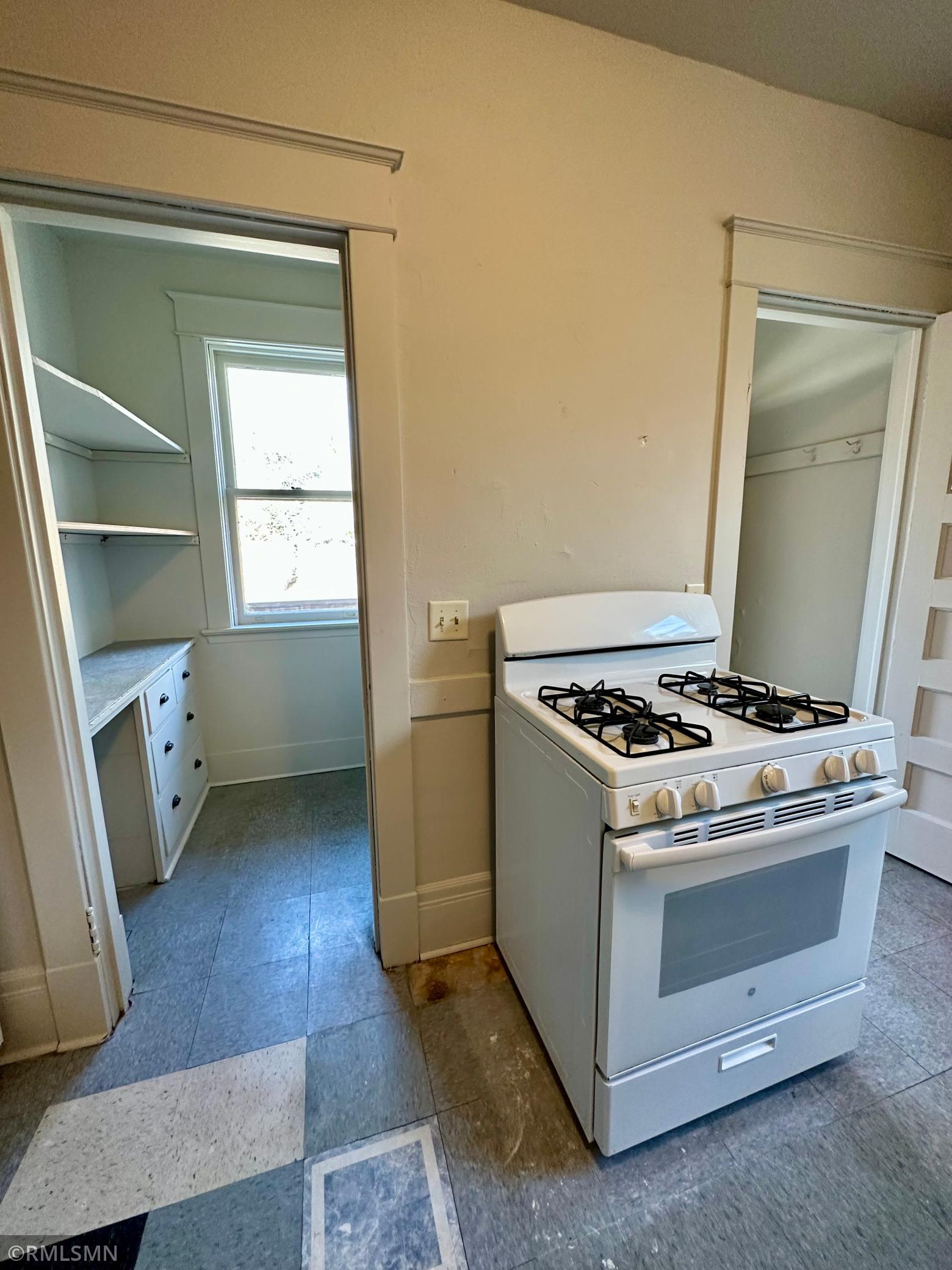View of Commercial Sale at 1047 Hudson Road, Saint Paul MN 55106, Saint Paul (26 of 33) - Mike Wilen | Minnesota Team Real Estate