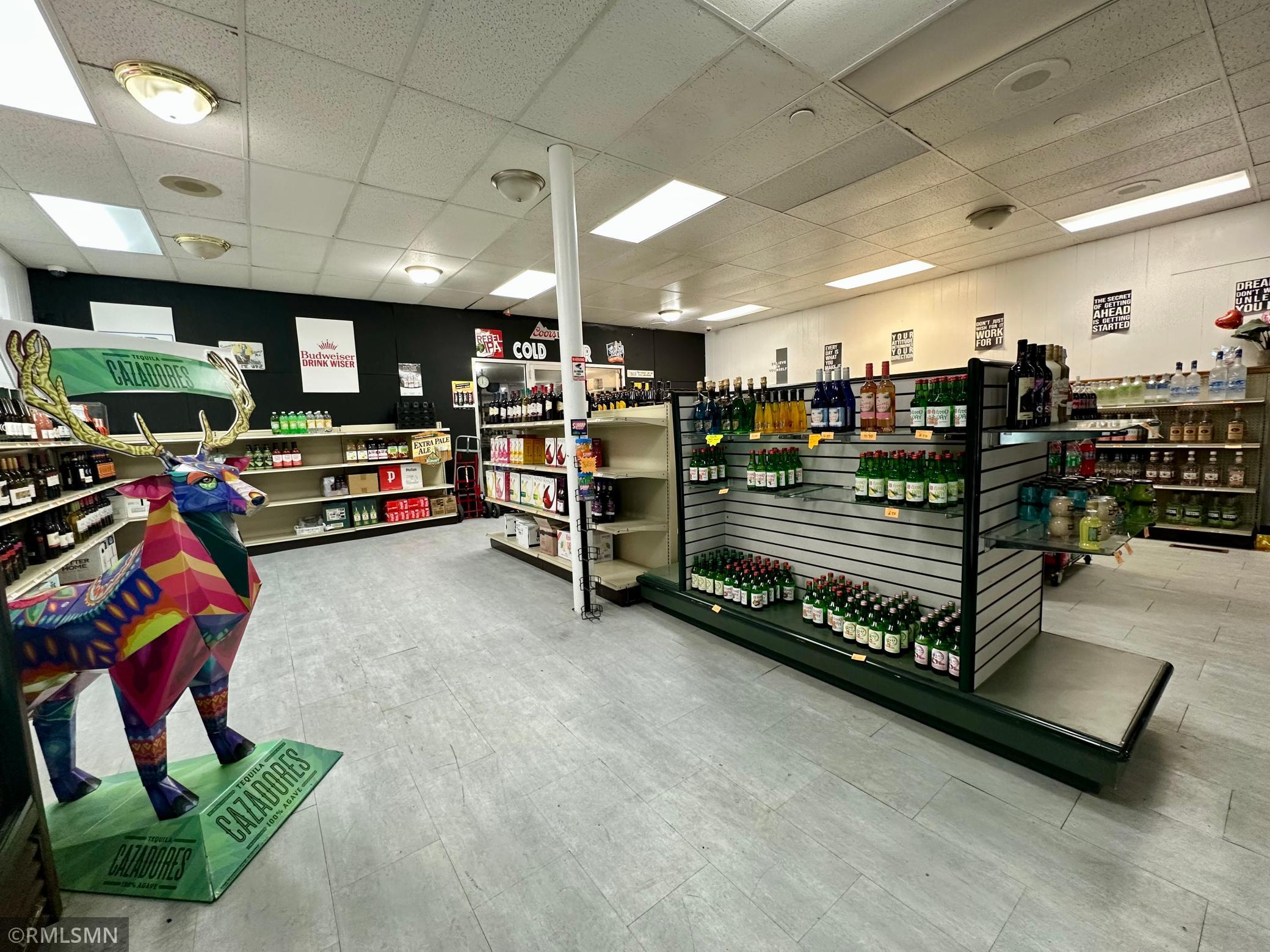 View of Commercial Sale at 1047 Hudson Road, Saint Paul MN 55106, Saint Paul (14 of 33) - Mike Wilen | Minnesota Team Real Estate