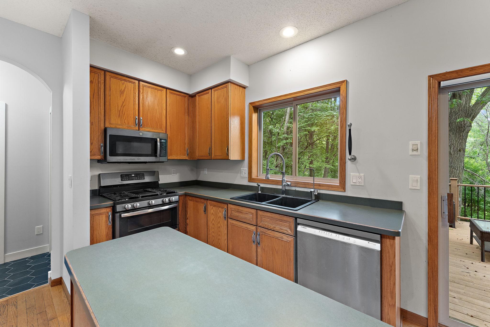 View of Residential at 2554 Haller Lane, Maplewood MN 55119, Maplewood (13 of 43) - Mike Wilen | Minnesota Team Real Estate