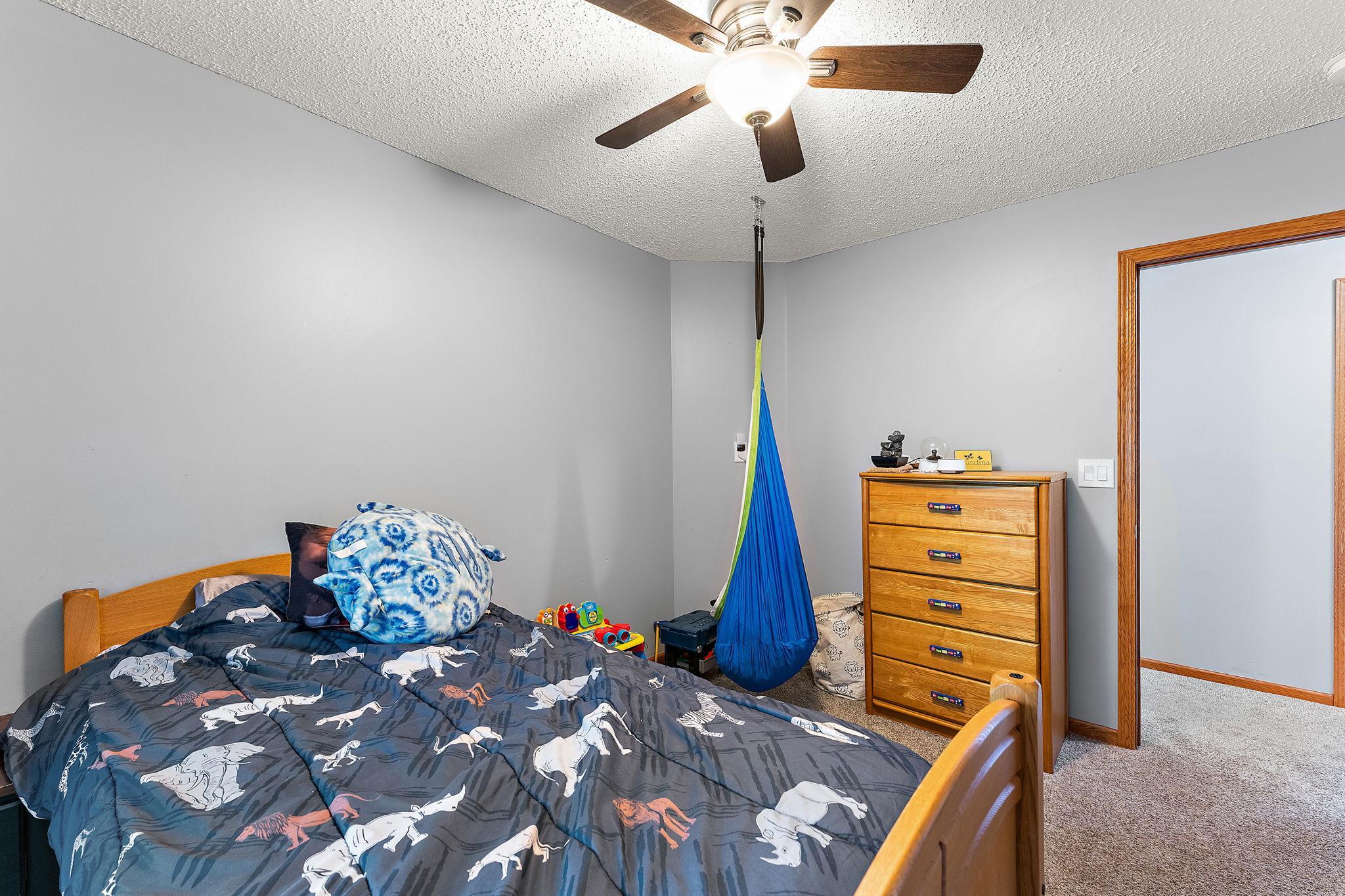 View of Residential at 2554 Haller Lane, Maplewood MN 55119, Maplewood (21 of 43) - Mike Wilen | Minnesota Team Real Estate