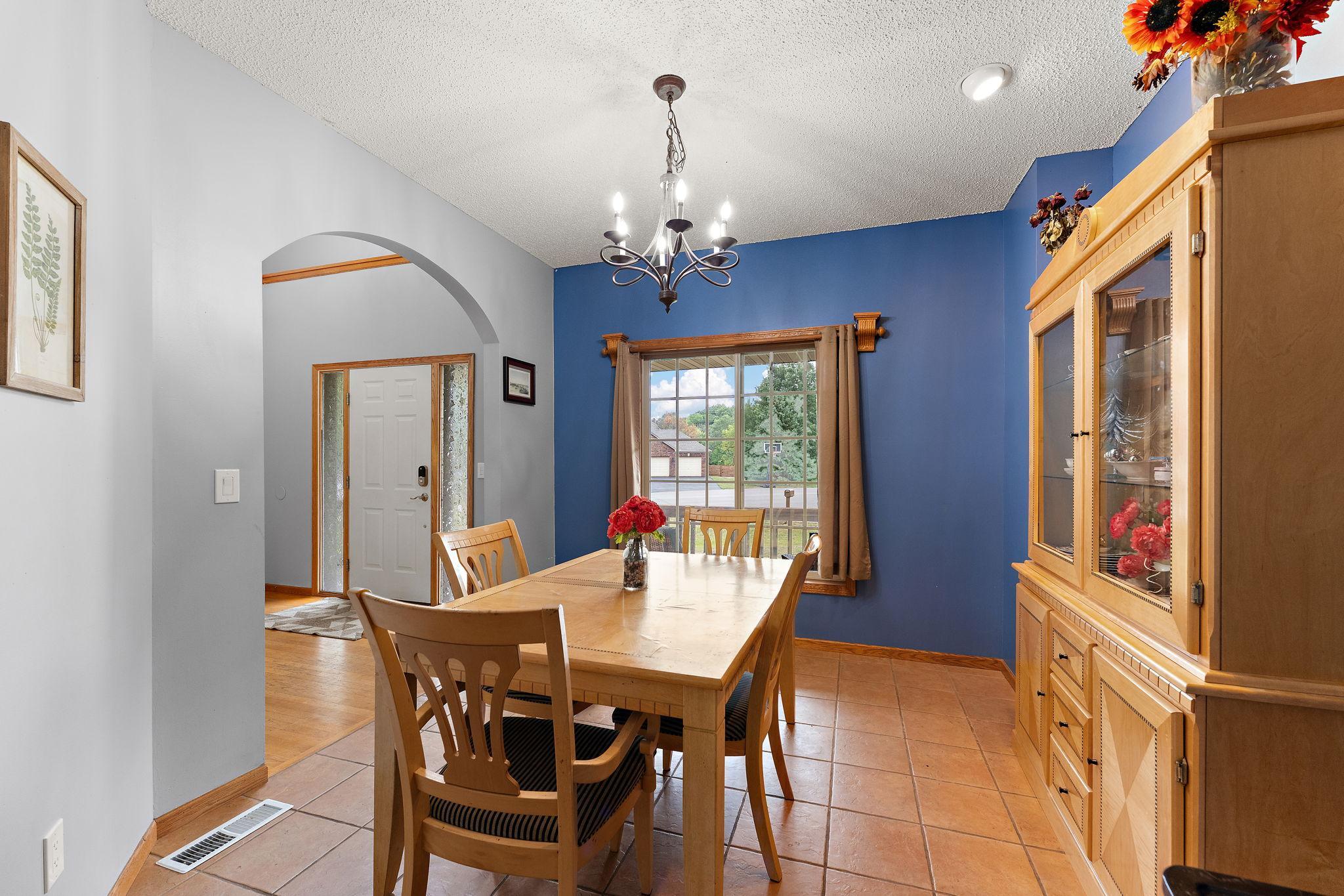 View of Residential at 2554 Haller Lane, Maplewood MN 55119, Maplewood (7 of 43) - Mike Wilen | Minnesota Team Real Estate