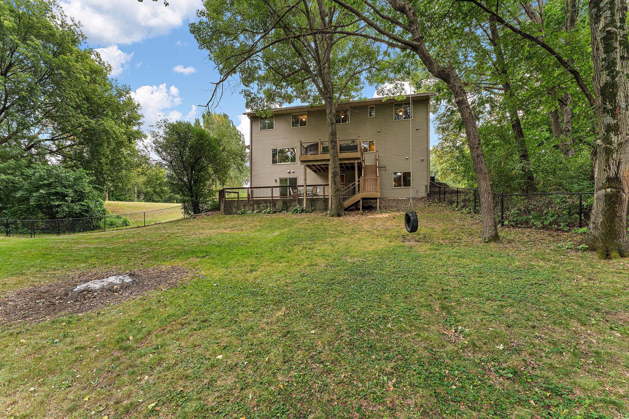 View of Residential at 2554 Haller Lane, Maplewood MN 55119, Maplewood (36 of 43) - Mike Wilen | Minnesota Team Real Estate