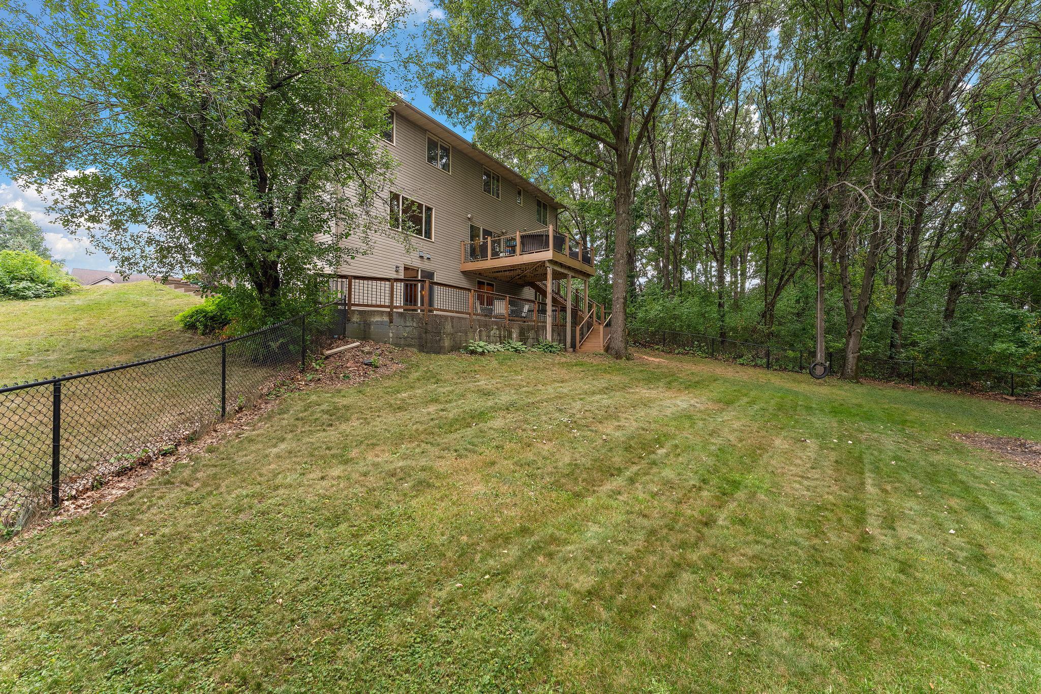 View of Residential at 2554 Haller Lane, Maplewood MN 55119, Maplewood (37 of 43) - Mike Wilen | Minnesota Team Real Estate