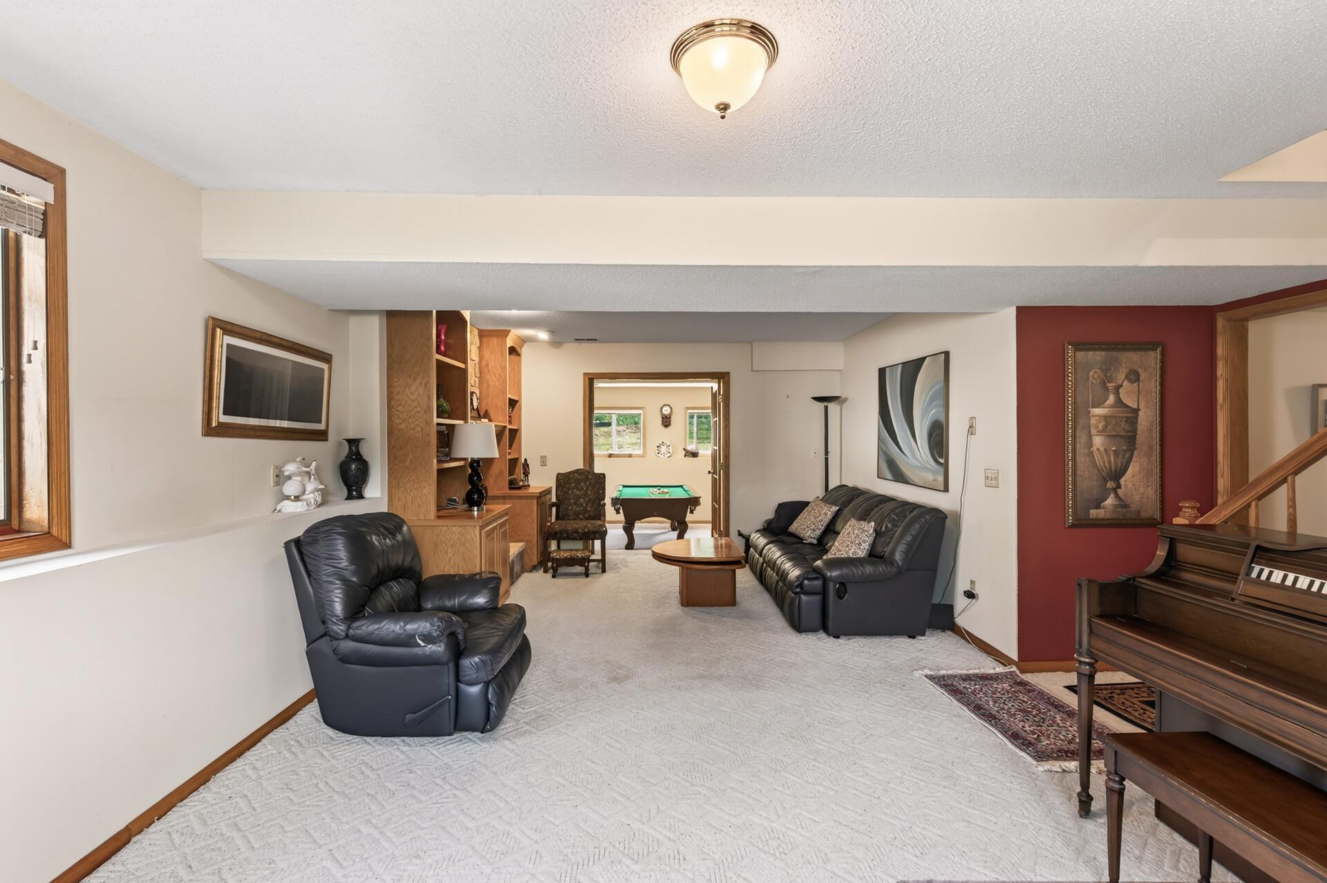 View of Residential at 3212 Sunset Lake Drive, Burnsville MN 55337, Burnsville (17 of 31) - Mike Wilen | Minnesota Team Real Estate