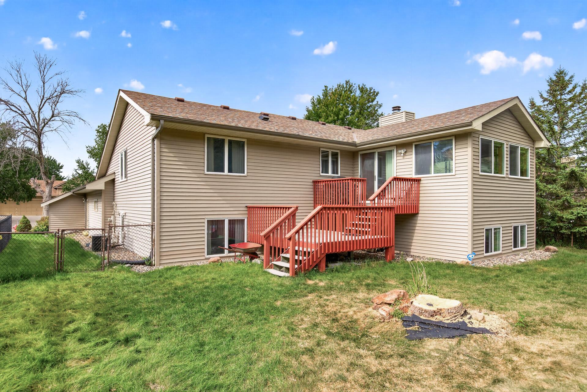 View of Residential at 3212 Sunset Lake Drive, Burnsville MN 55337, Burnsville (29 of 31) - Mike Wilen | Minnesota Team Real Estate