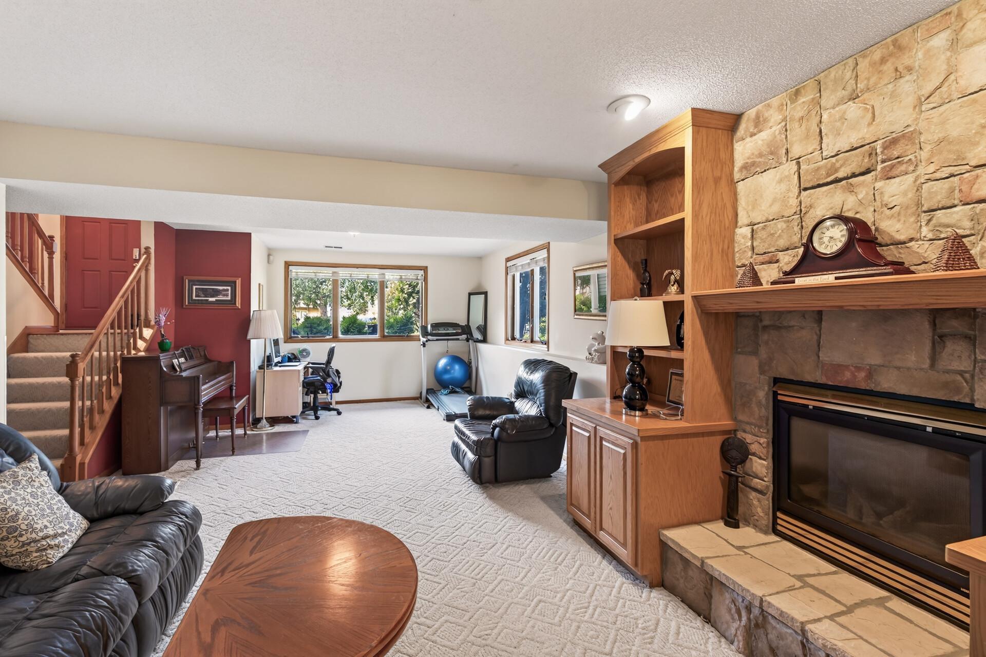 View of Residential at 3212 Sunset Lake Drive, Burnsville MN 55337, Burnsville (22 of 31) - Mike Wilen | Minnesota Team Real Estate