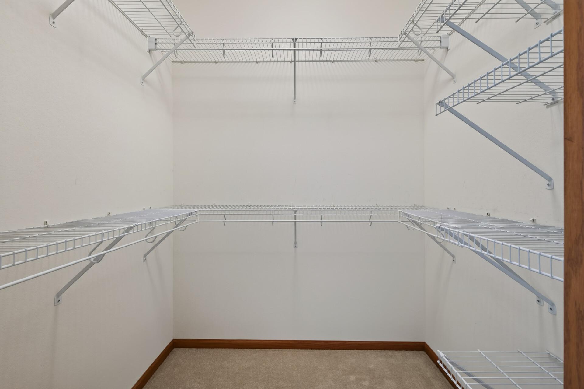 View of Residential at 15001 Burnhaven Drive #216, Burnsville MN 55306, Burnsville (23 of 39) - Mike Wilen | Minnesota Team Real Estate