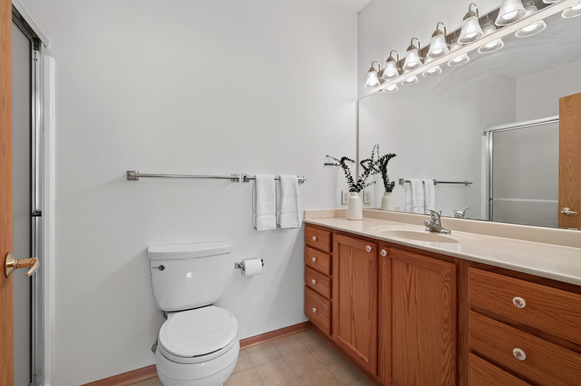 View of Residential at 15001 Burnhaven Drive #216, Burnsville MN 55306, Burnsville (22 of 39) - Mike Wilen | Minnesota Team Real Estate