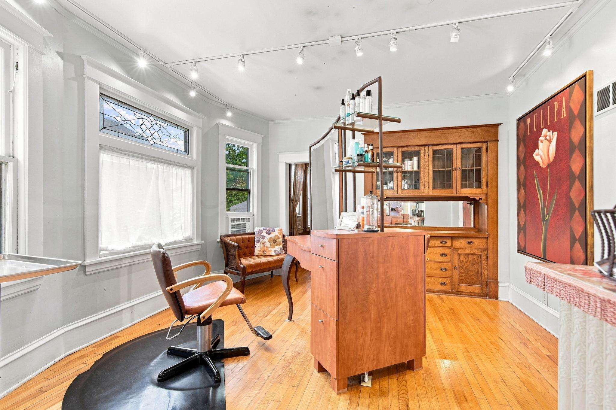 View of Commercial Sale at 1208 Grand Avenue, Saint Paul MN 55105, Saint Paul (15 of 74) - Mike Wilen | Minnesota Team Real Estate