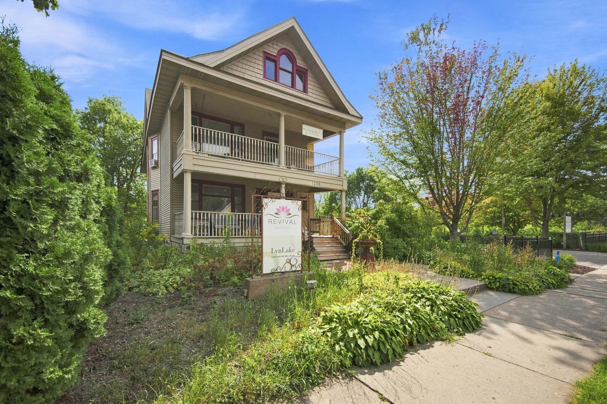View of Commercial Sale at 1208 Grand Avenue, Saint Paul MN 55105, Saint Paul (2 of 74) - Mike Wilen | Minnesota Team Real Estate