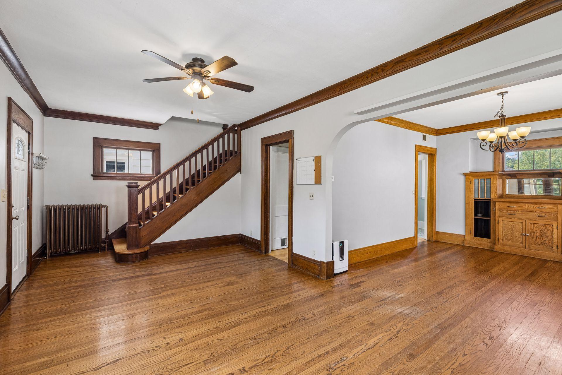View of Residential at 611 Pascal Street, Saint Paul MN 55104, Saint Paul (8 of 28) - Mike Wilen | Minnesota Team Real Estate