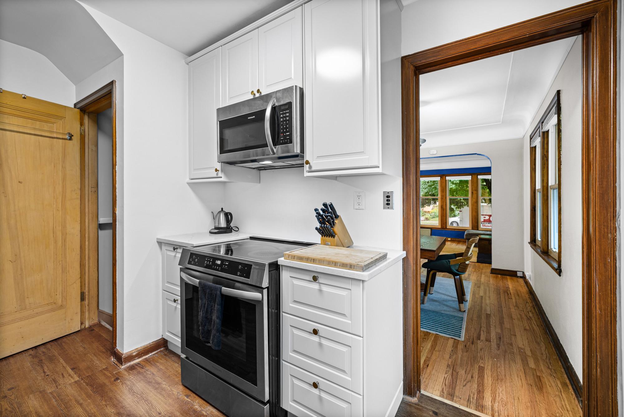 View of Residential at 3528 40th Avenue, Minneapolis MN 55406, Minneapolis (7 of 31) - Mike Wilen | Minnesota Team Real Estate