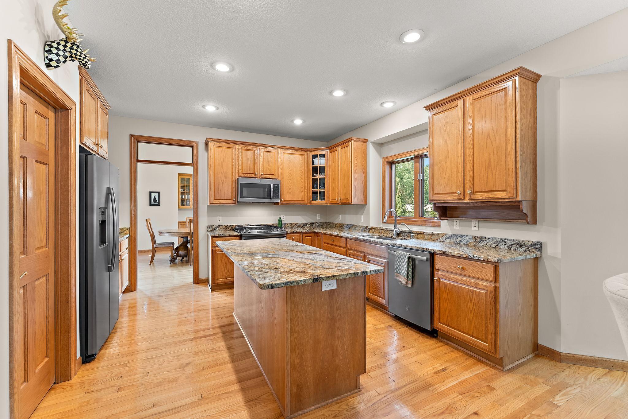 View of Residential at 23140 Grandview Way, Lakeville MN 55044, Lakeville (17 of 81) - Mike Wilen | Minnesota Team Real Estate