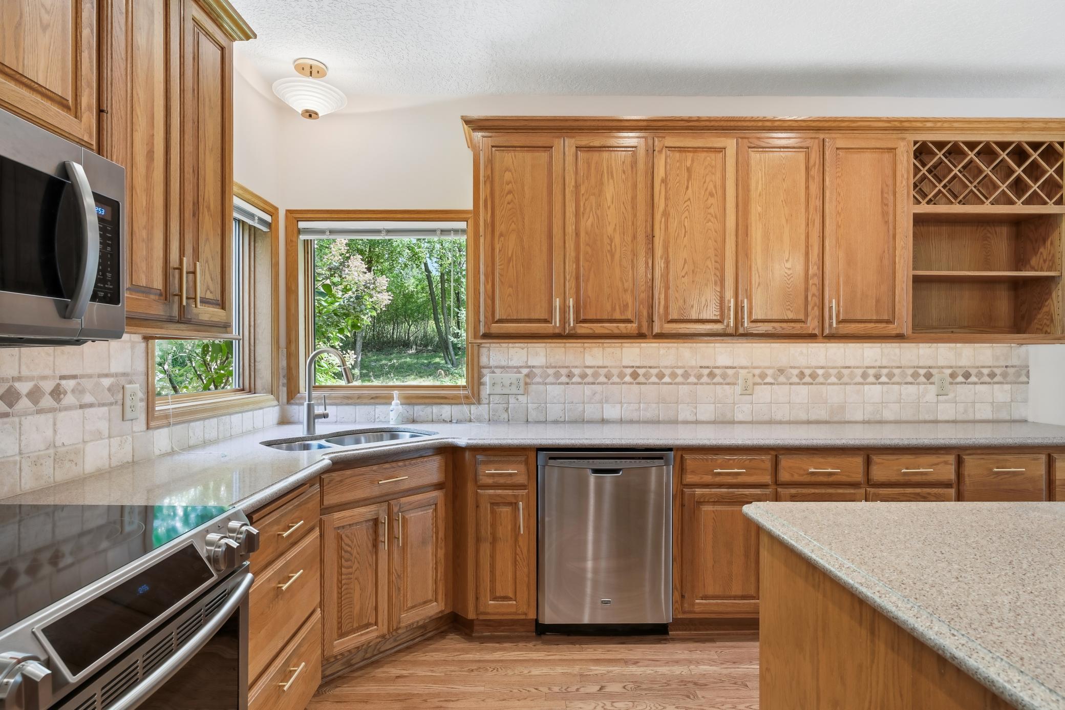 View of Residential at 14817 Summit Oaks Drive, Burnsville MN 55337, Burnsville (11 of 36) - Mike Wilen | Minnesota Team Real Estate