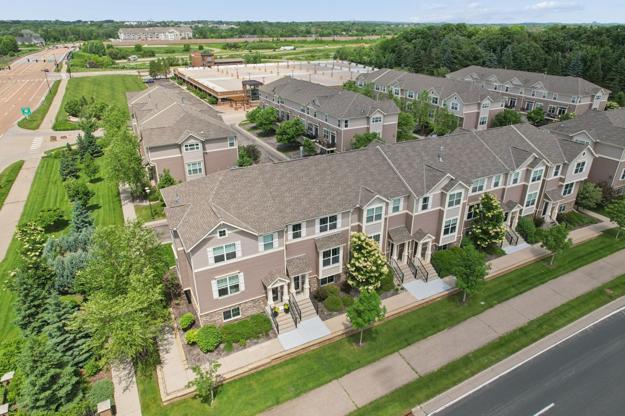 View of Residential at 8967 Village Loop, Chanhassen MN 55317, Chanhassen (30 of 31) - Mike Wilen | Minnesota Team Real Estate