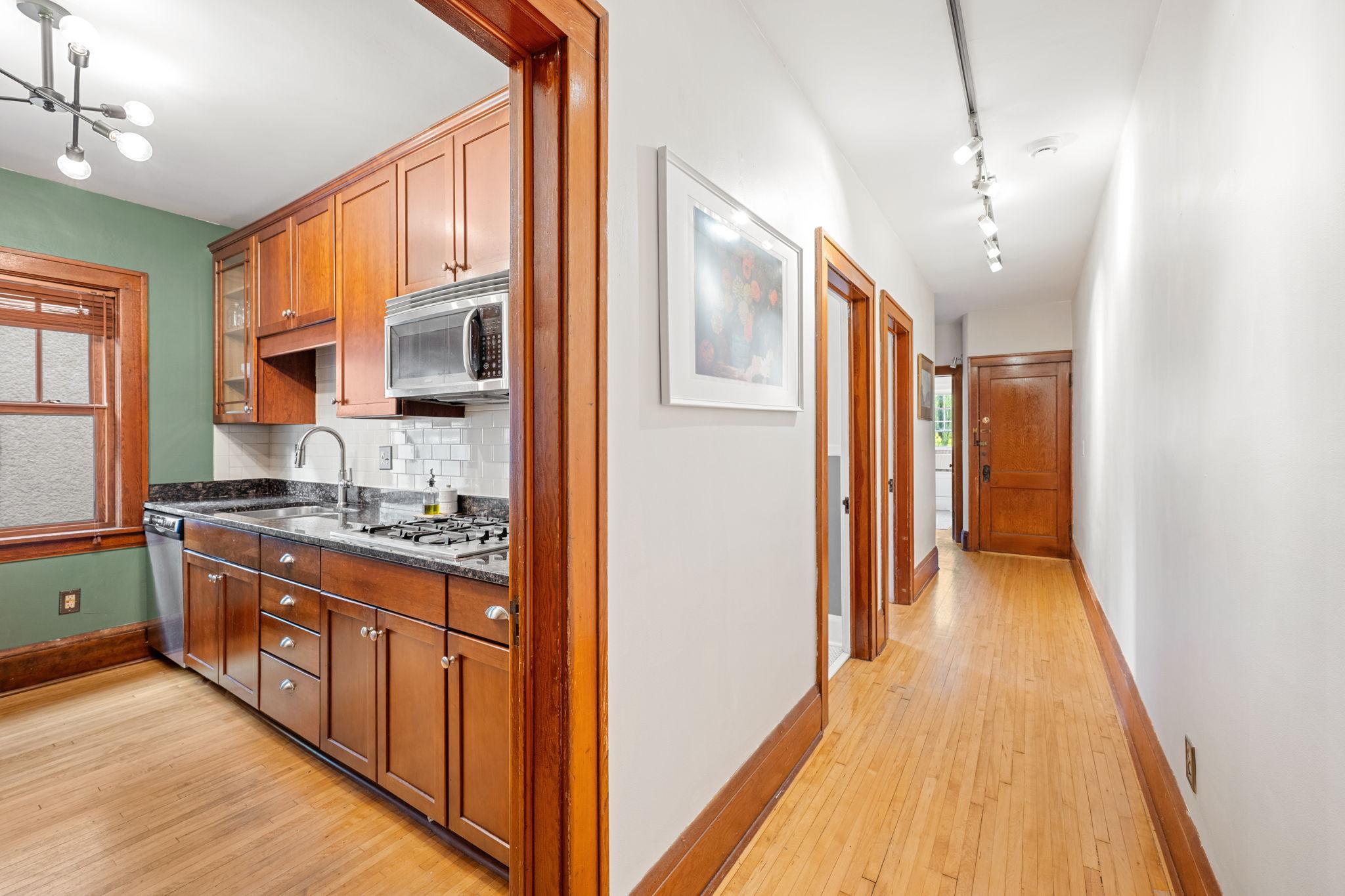 View of Residential at 3332 Colfax Avenue #101, Minneapolis MN 55408, Minneapolis (15 of 28) - Mike Wilen | Minnesota Team Real Estate