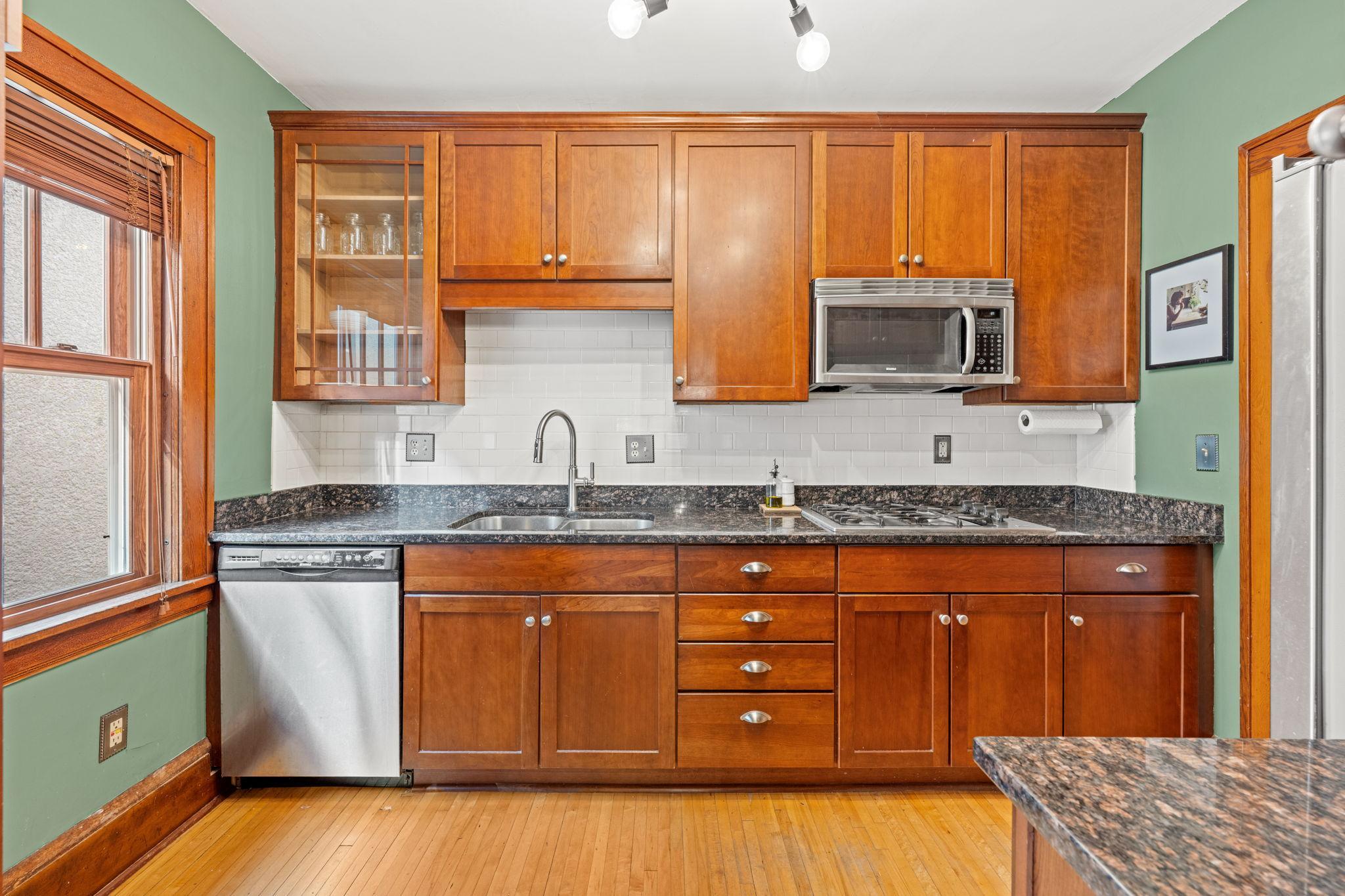 View of Residential at 3332 Colfax Avenue #101, Minneapolis MN 55408, Minneapolis (11 of 28) - Mike Wilen | Minnesota Team Real Estate