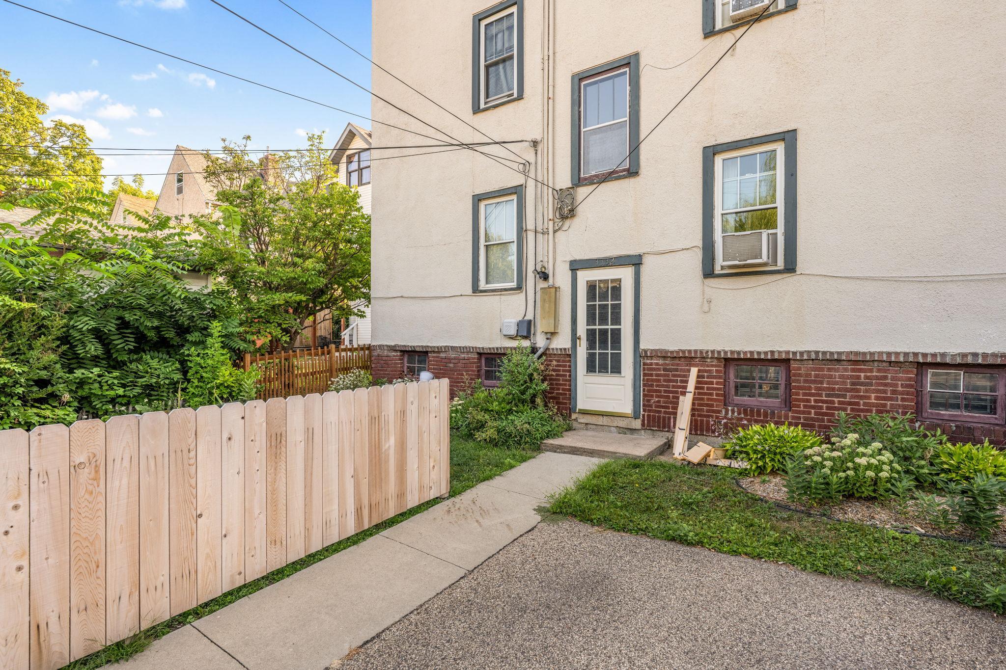 View of Residential at 3332 Colfax Avenue #101, Minneapolis MN 55408, Minneapolis (25 of 28) - Mike Wilen | Minnesota Team Real Estate