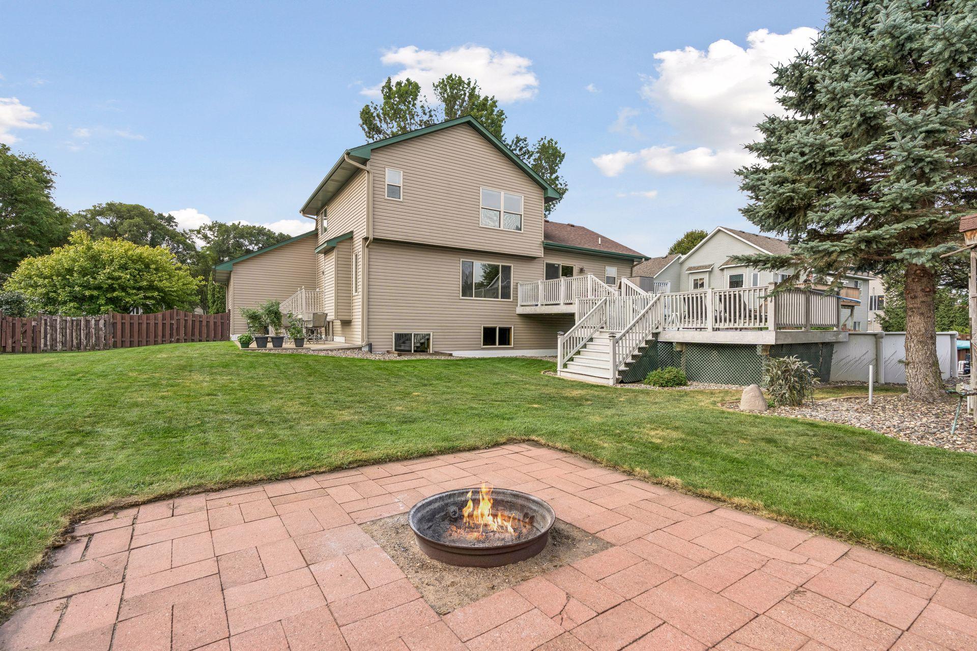 View of Residential at 983 114th Avenue, Blaine MN 55434, Blaine (37 of 41) - Mike Wilen | Minnesota Team Real Estate