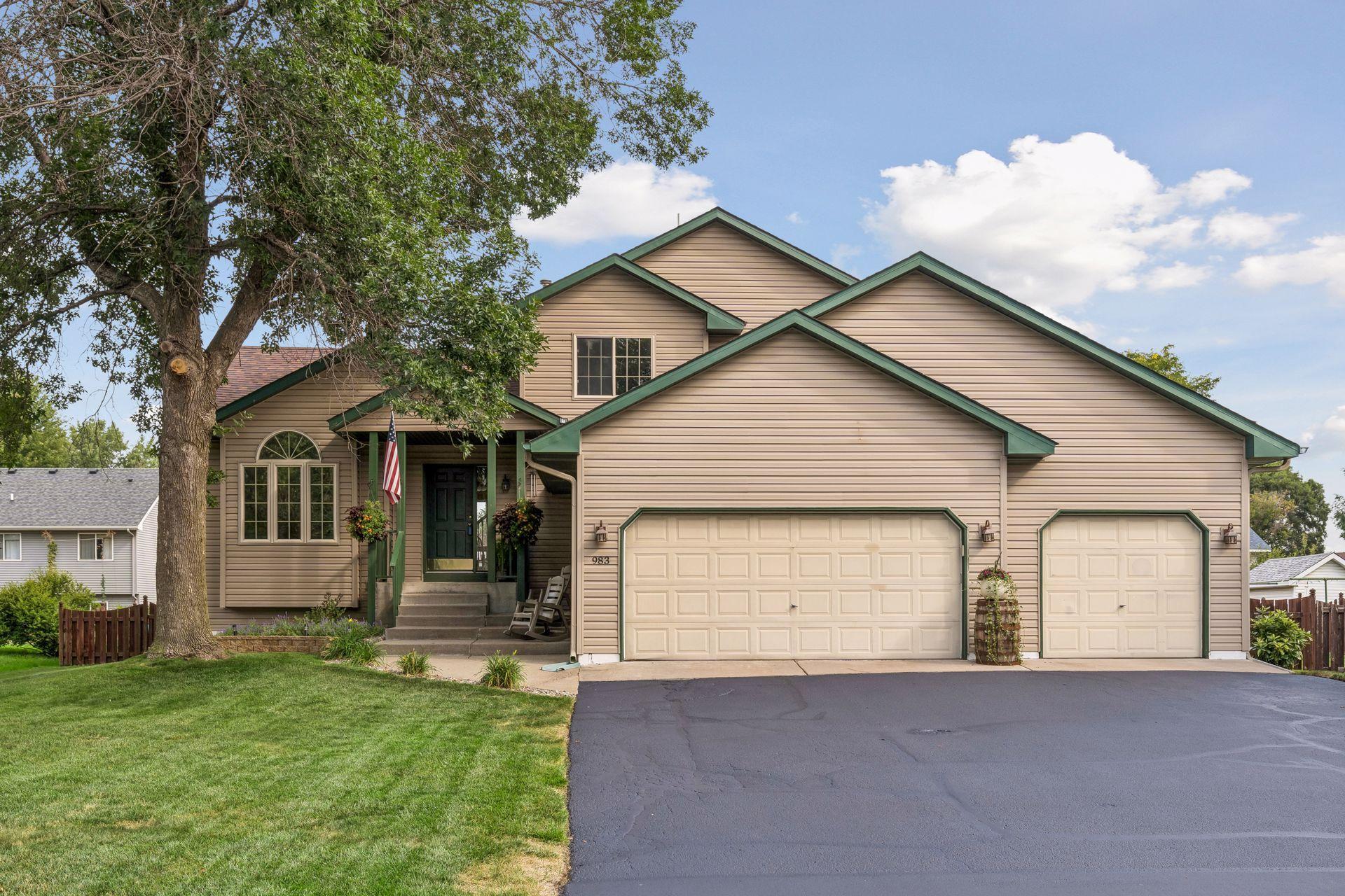 View of Residential at 983 114th Avenue, Blaine MN 55434, Blaine (2 of 41) - Mike Wilen | Minnesota Team Real Estate