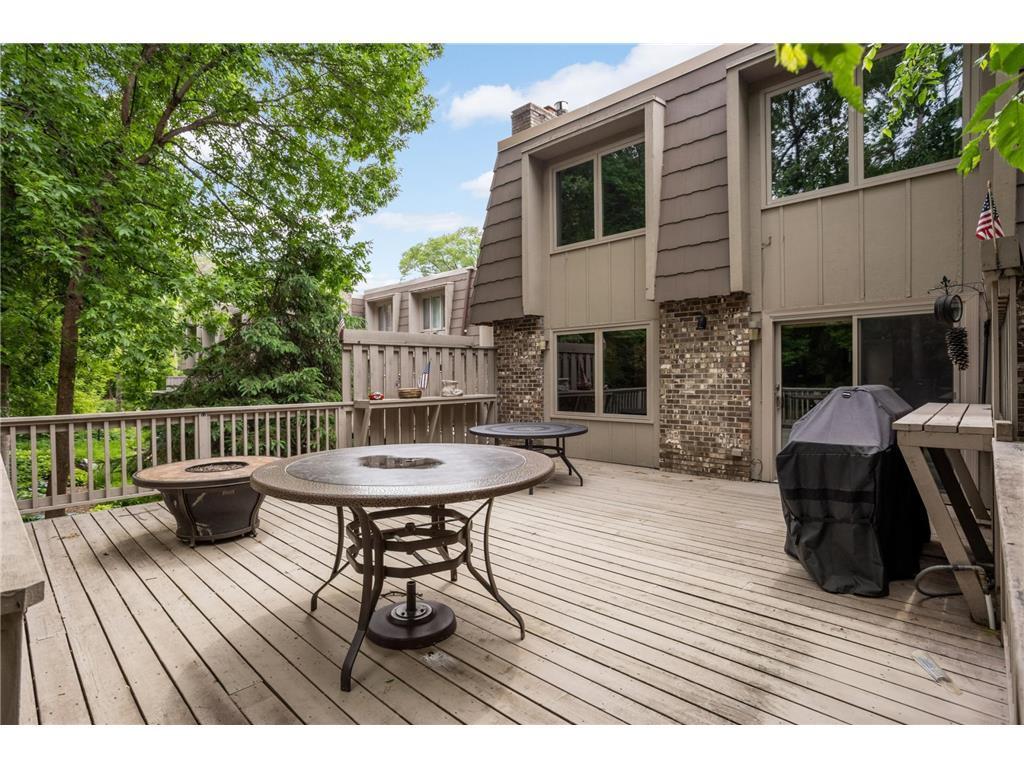 View of Residential at 10250 Berkshire Road, Bloomington MN 55437, Bloomington (23 of 34) - Mike Wilen | Minnesota Team Real Estate