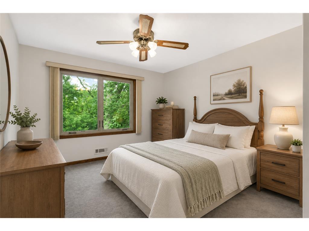 View of Residential at 10250 Berkshire Road, Bloomington MN 55437, Bloomington (16 of 34) - Mike Wilen | Minnesota Team Real Estate