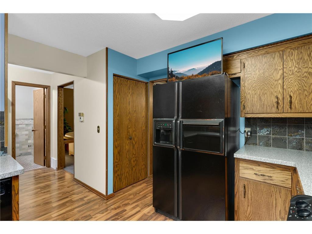 View of Residential at 10250 Berkshire Road, Bloomington MN 55437, Bloomington (12 of 34) - Mike Wilen | Minnesota Team Real Estate