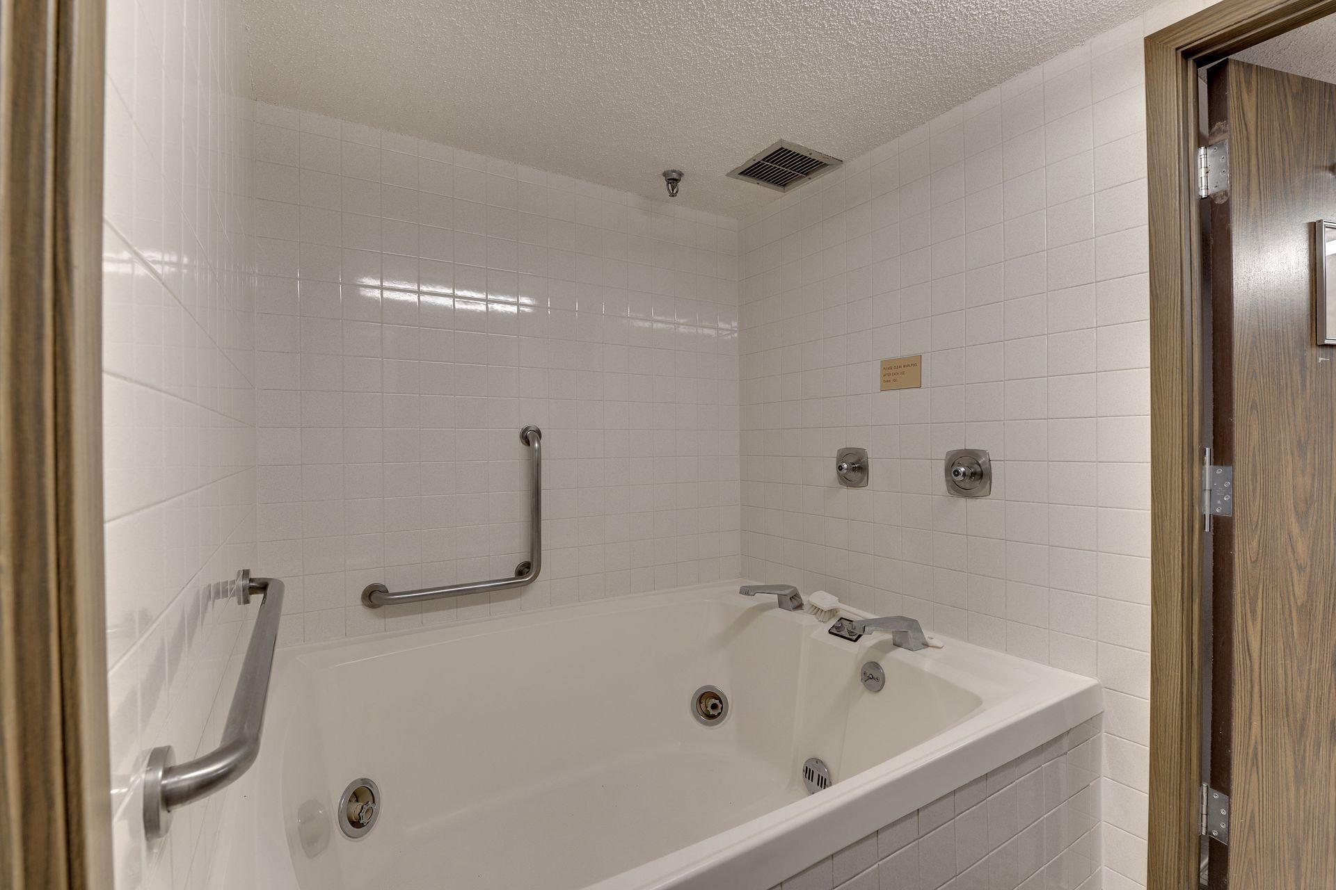 View of Residential at 3320 Louisiana Avenue #311, Saint Louis Park MN 55426, Saint Louis Park (30 of 54) - Mike Wilen | Minnesota Team Real Estate