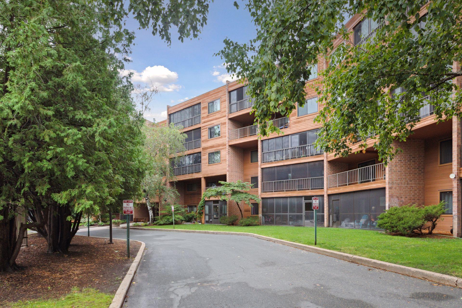 View of Residential at 3320 Louisiana Avenue #311, Saint Louis Park MN 55426, Saint Louis Park (4 of 54) - Mike Wilen | Minnesota Team Real Estate