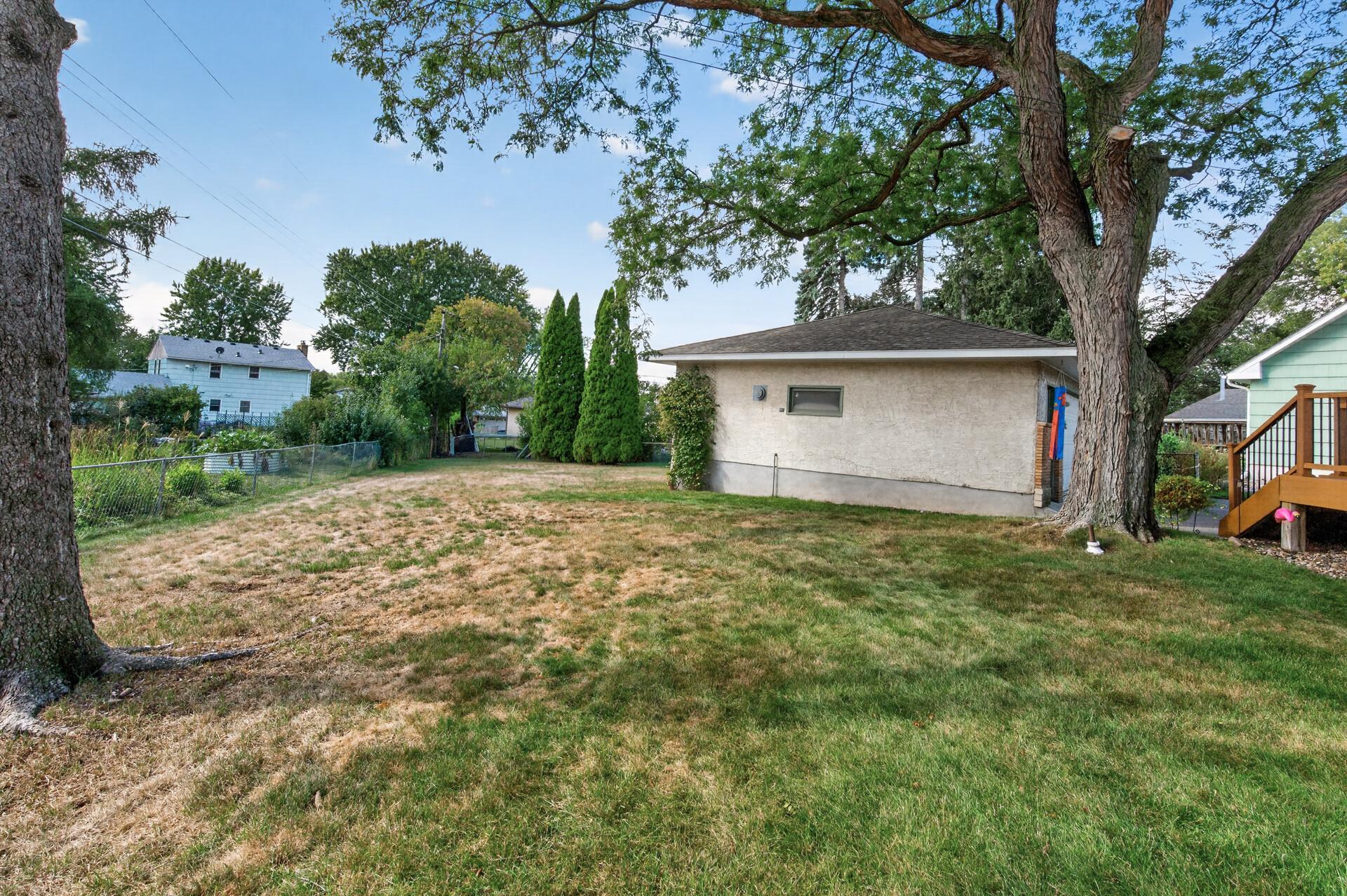 View of Residential at 2220 Cardinal Place, Saint Paul MN 55119, Saint Paul (42 of 57) - Mike Wilen | Minnesota Team Real Estate