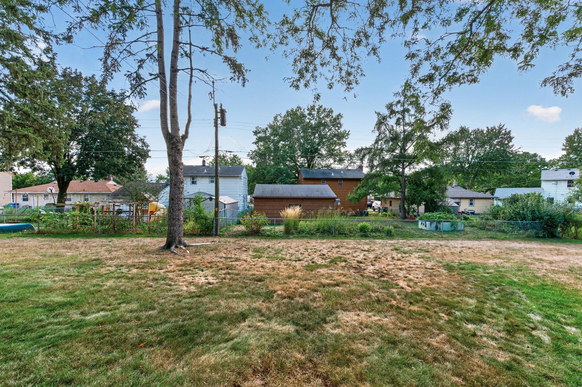 View of Residential at 2220 Cardinal Place, Saint Paul MN 55119, Saint Paul (41 of 57) - Mike Wilen | Minnesota Team Real Estate