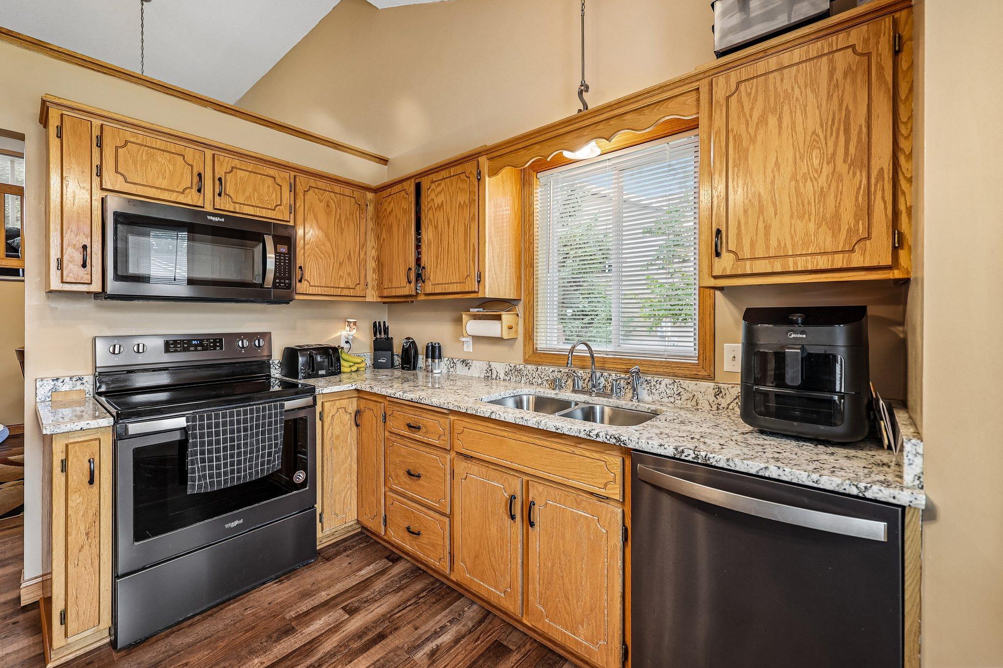 View of Residential at 14185 Ferrara Avenue, Hugo MN 55038, Hugo (10 of 50) - Mike Wilen | Minnesota Team Real Estate
