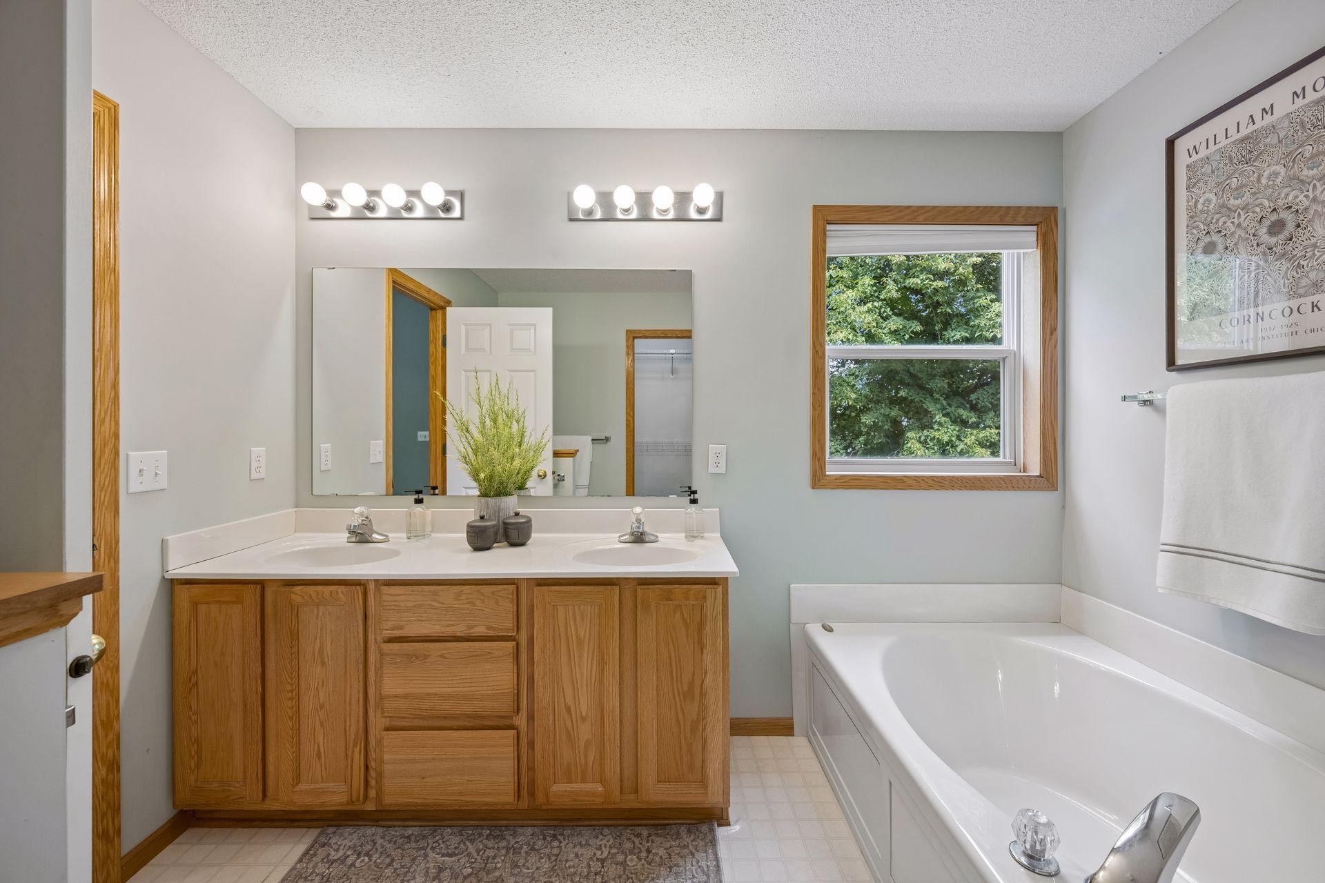 View of Residential at 17586 91st Avenue, Maple Grove MN 55311, Maple Grove (22 of 44) - Mike Wilen | Minnesota Team Real Estate