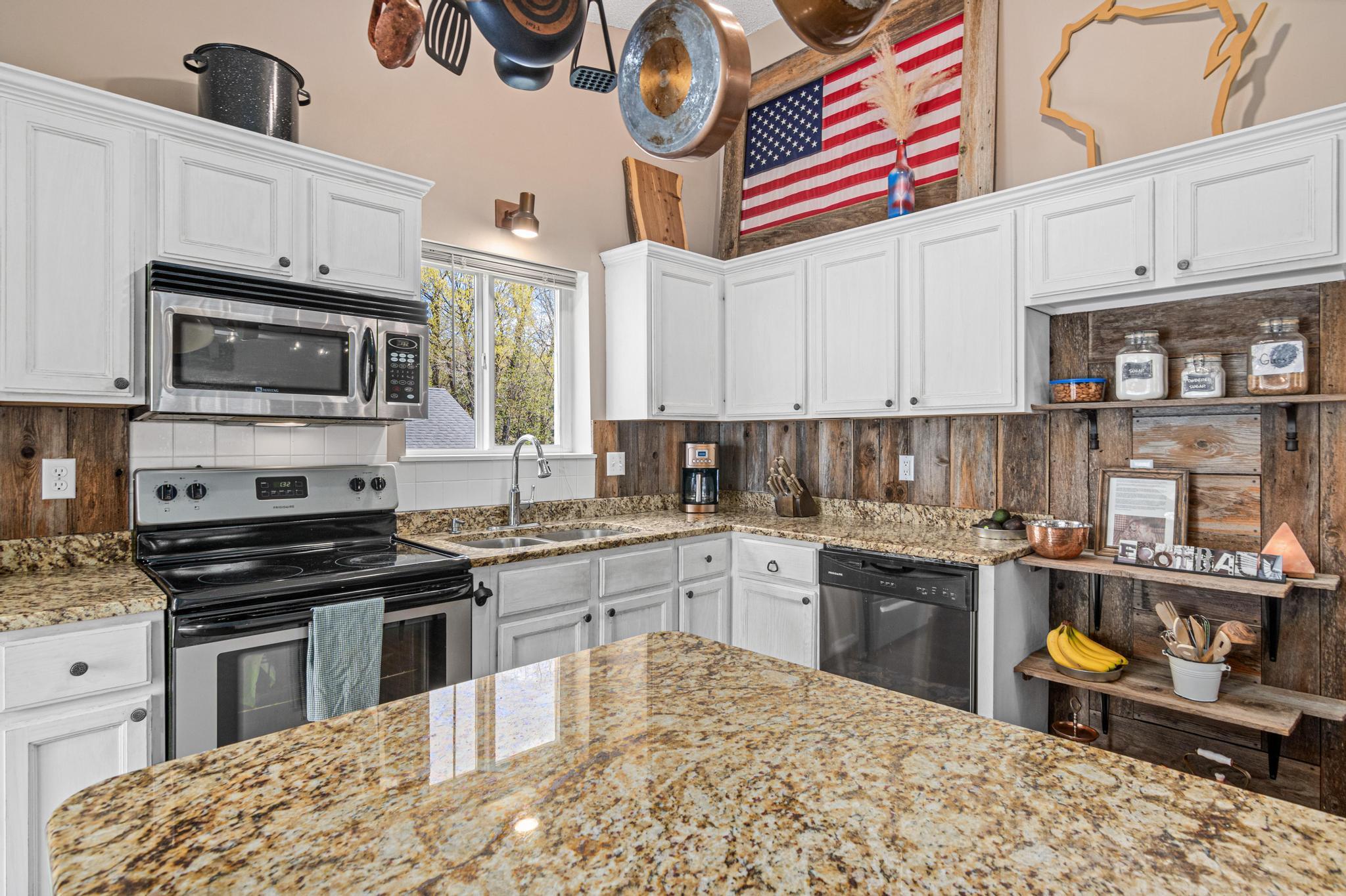 View of Residential at 1400 Field Creek Circle, Victoria MN 55386, Victoria (12 of 42) - Mike Wilen | Minnesota Team Real Estate