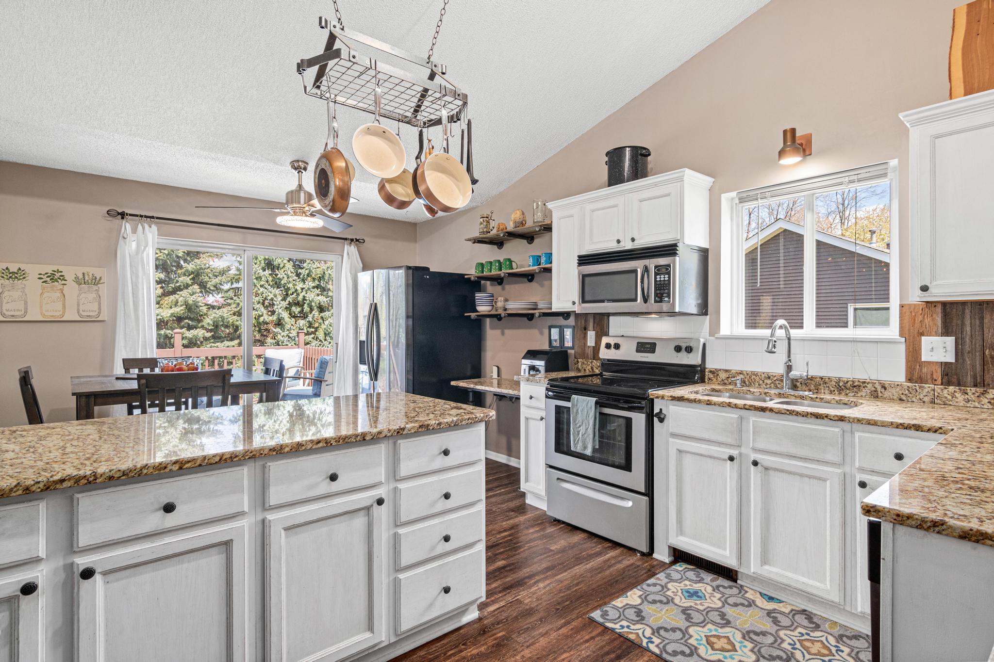 View of Residential at 1400 Field Creek Circle, Victoria MN 55386, Victoria (10 of 42) - Mike Wilen | Minnesota Team Real Estate