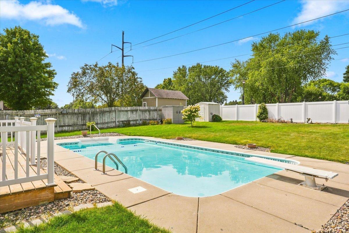View of Residential at 7474 Jeffery Lane, Cottage Grove MN 55016, Cottage Grove (19 of 28) - Mike Wilen | Minnesota Team Real Estate